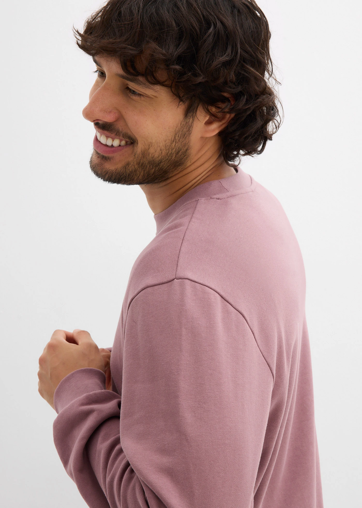 Sweat regular • violine mat • Boutique bonprix