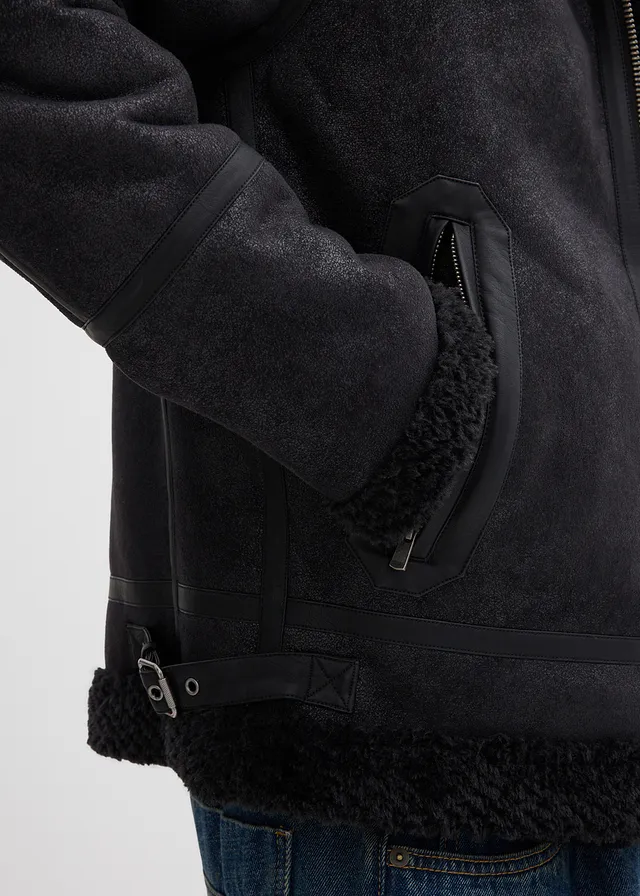 Korte imitatieleren jack met teddy voering • zwart • product-page.page-title-suffix