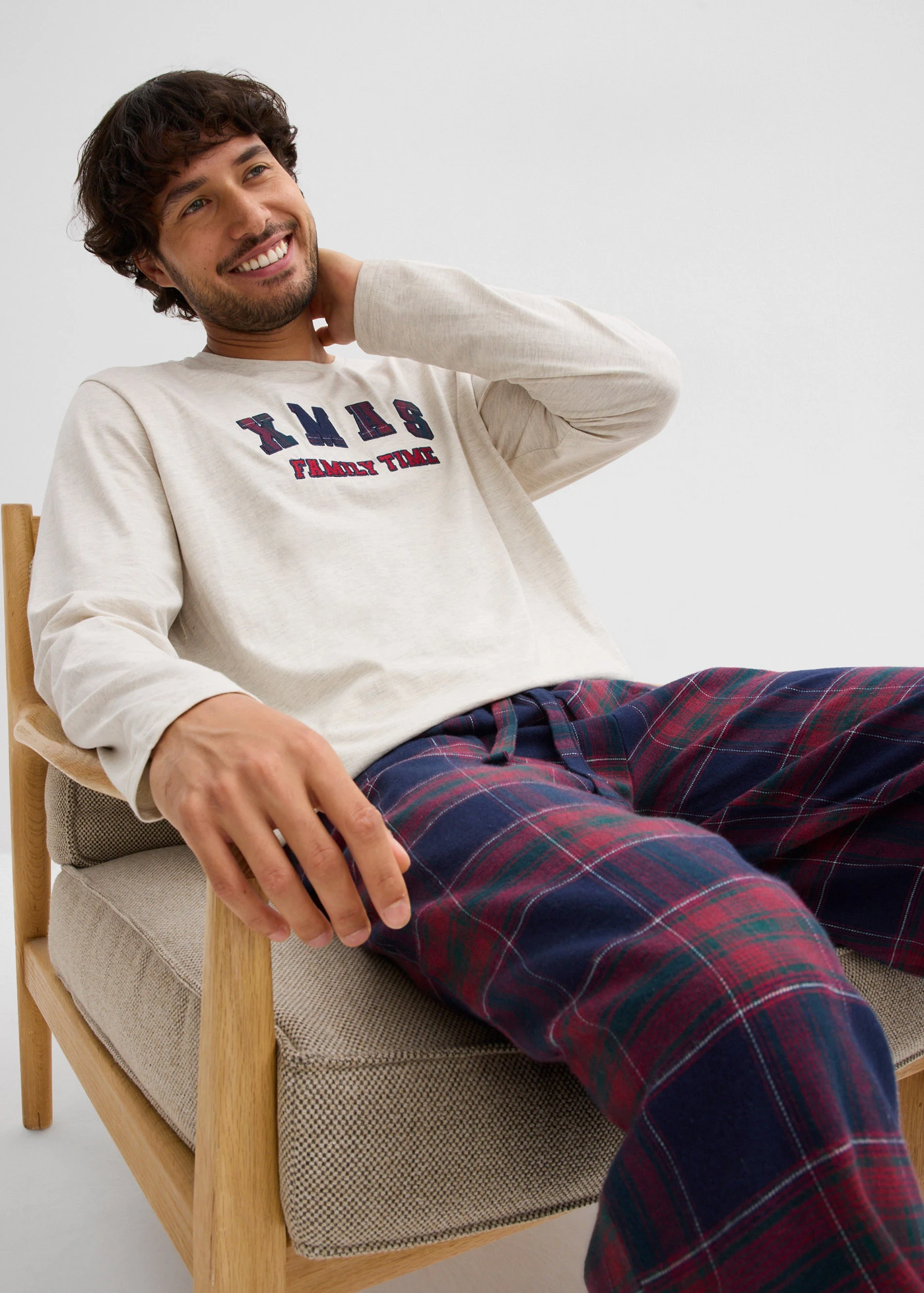 Pyjama homme avec pantalon en flanelle et pochette cadeau • naturel chiné-bleu foncé carreaux • Boutique bonprix
