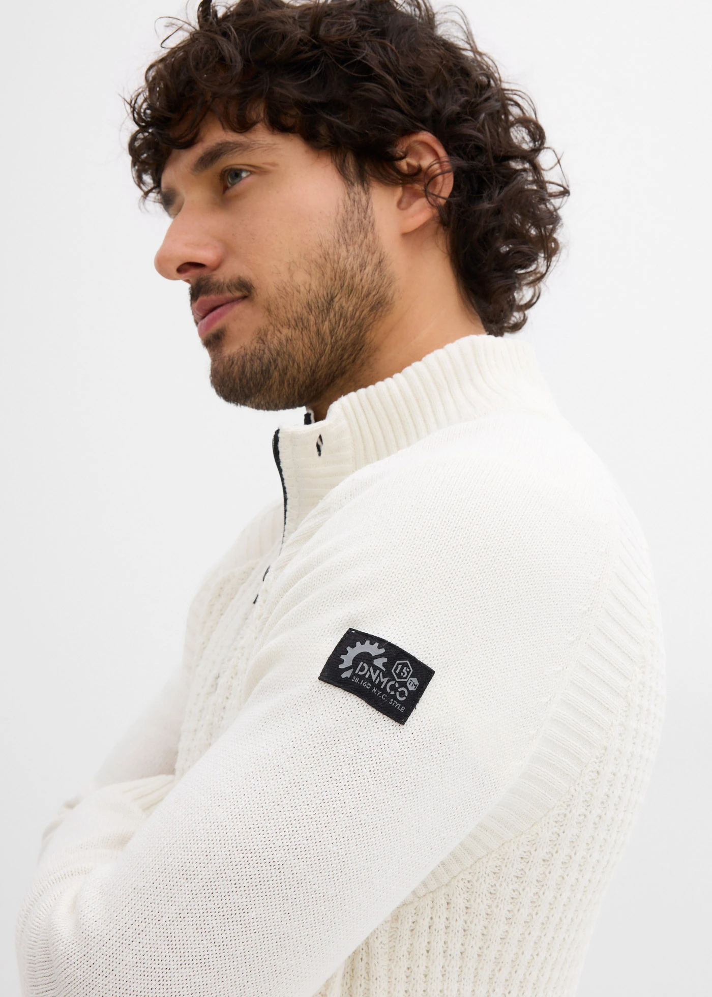 Pull texturé à col montant • ecru • Boutique bonprix