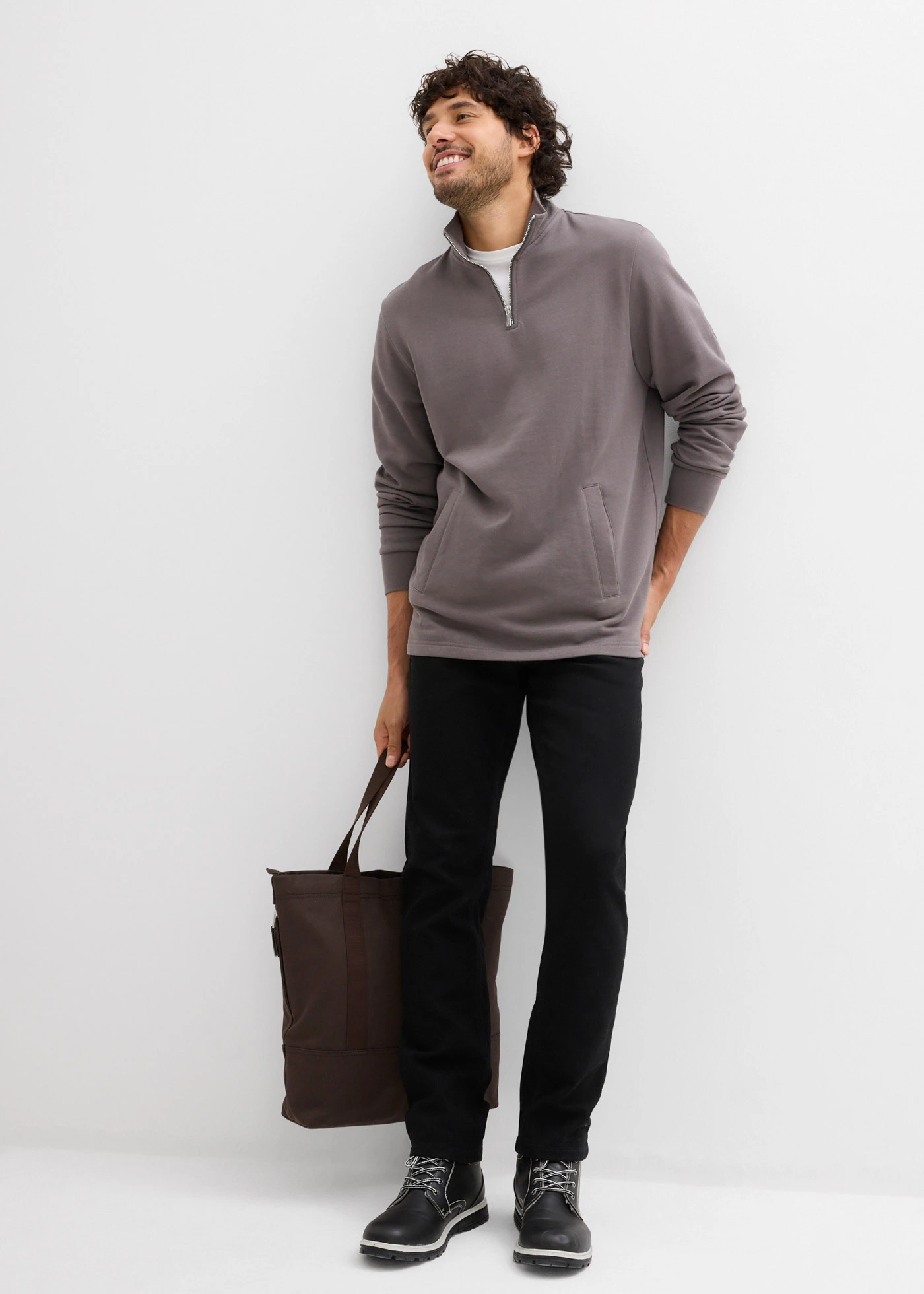 Sweat 100% coton avec poches pratique et base droite • gris • Boutique bonprix