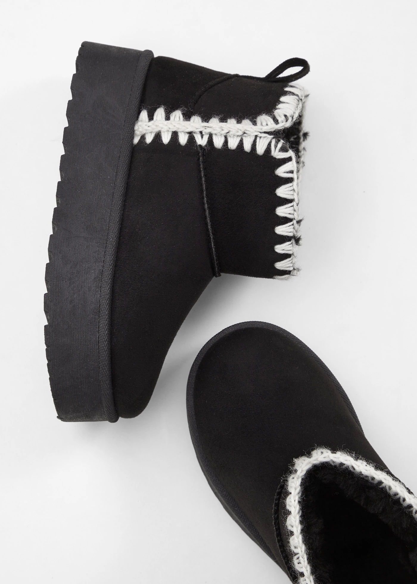 Dětské kotníkové boty na platformě • černá • bonprix obchod