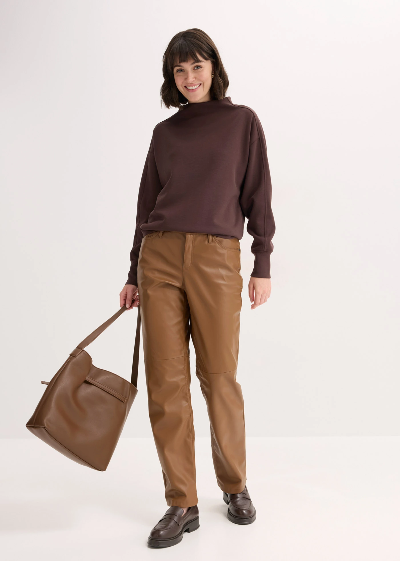 Oversize mikina z měkkého materiálu scuba • tmavě hnědá • bonprix obchod