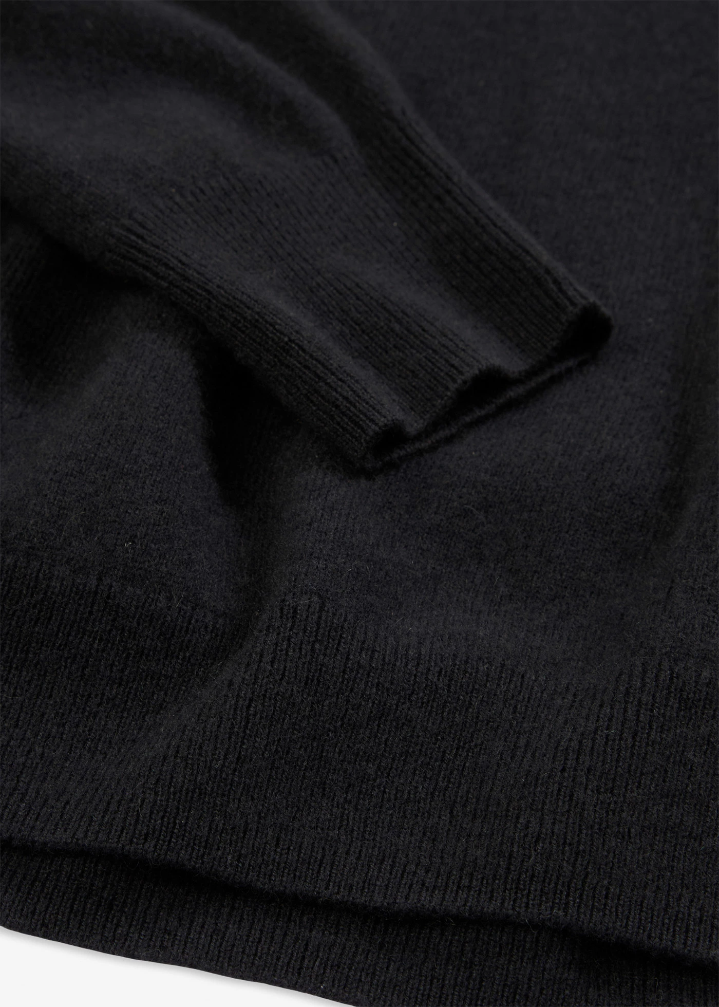 Kašmírový svetr s podílem Good Cashmere Standard® • černá • bonprix obchod