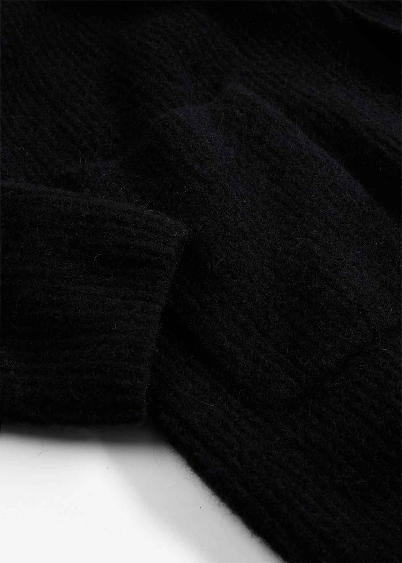 Pletený kabát s alpakou • černá • bonprix obchod