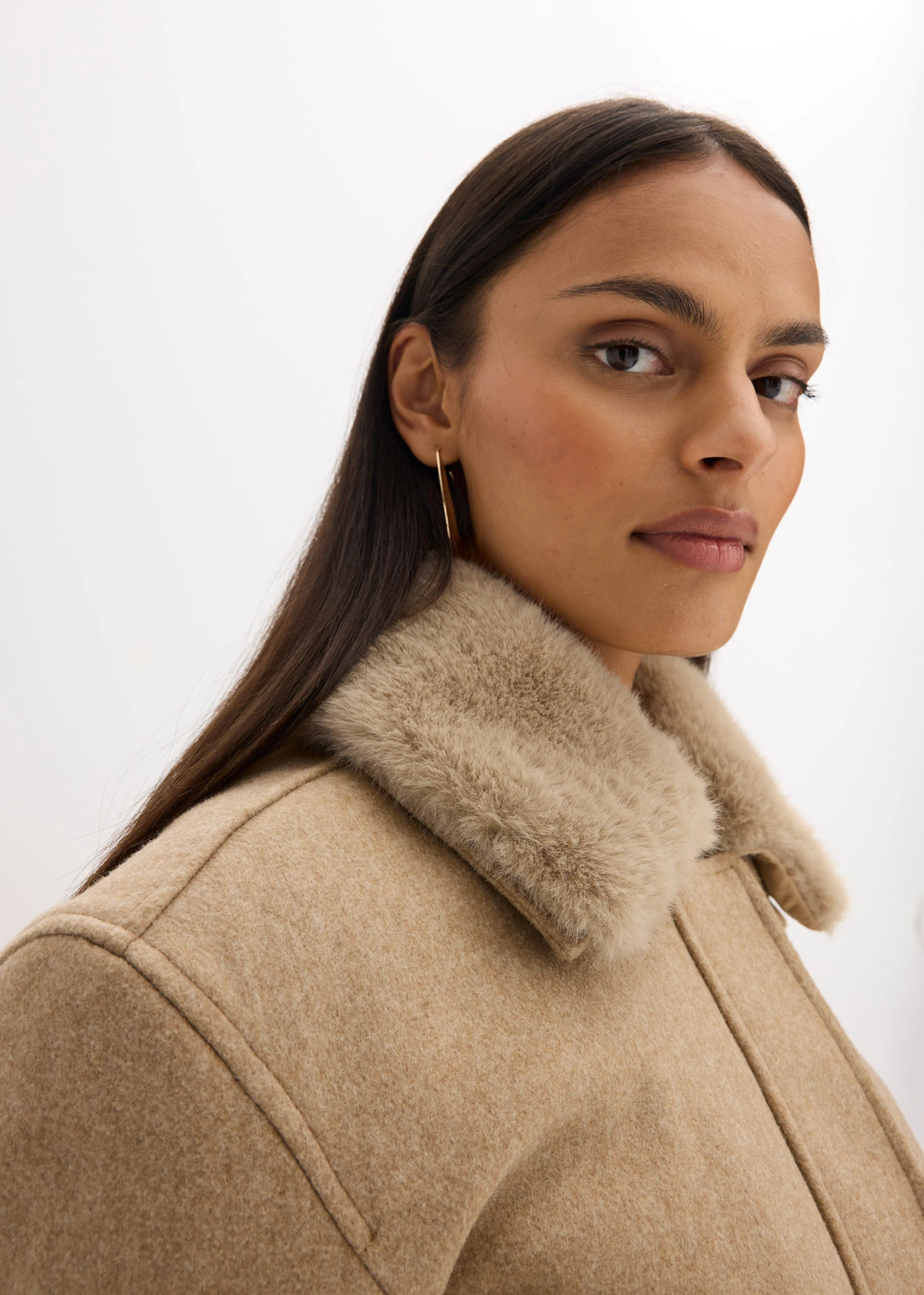 Zimní bunda s vlněným vzhledem • světlá khaki melír • bonprix obchod