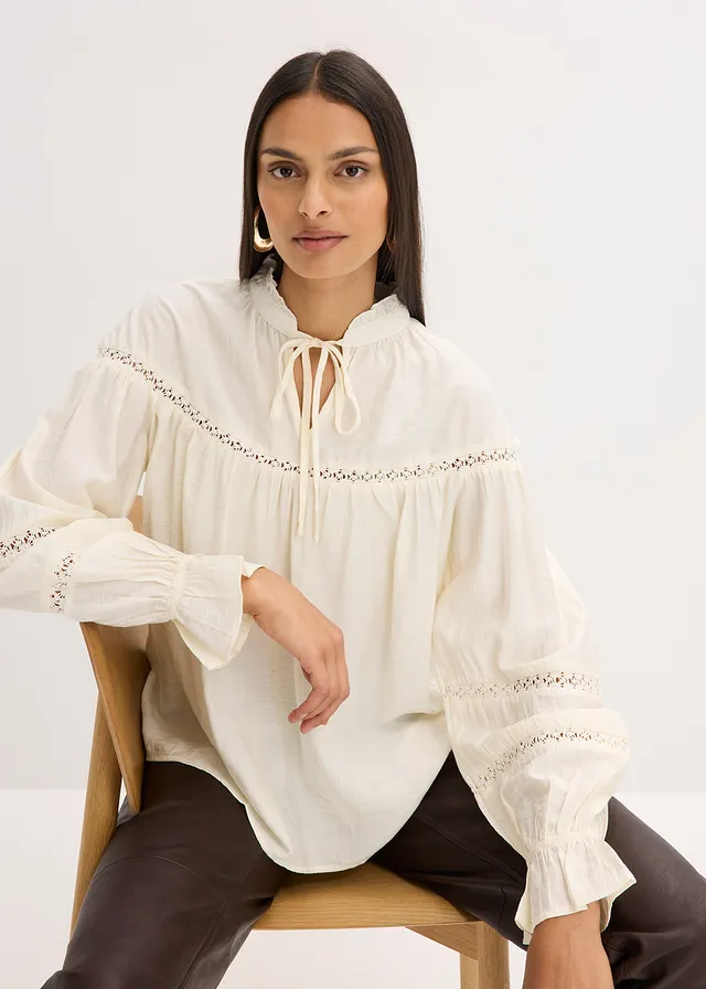 Blouse met strik van fijne viscosemix • parelwit • product-page.page-title-suffix