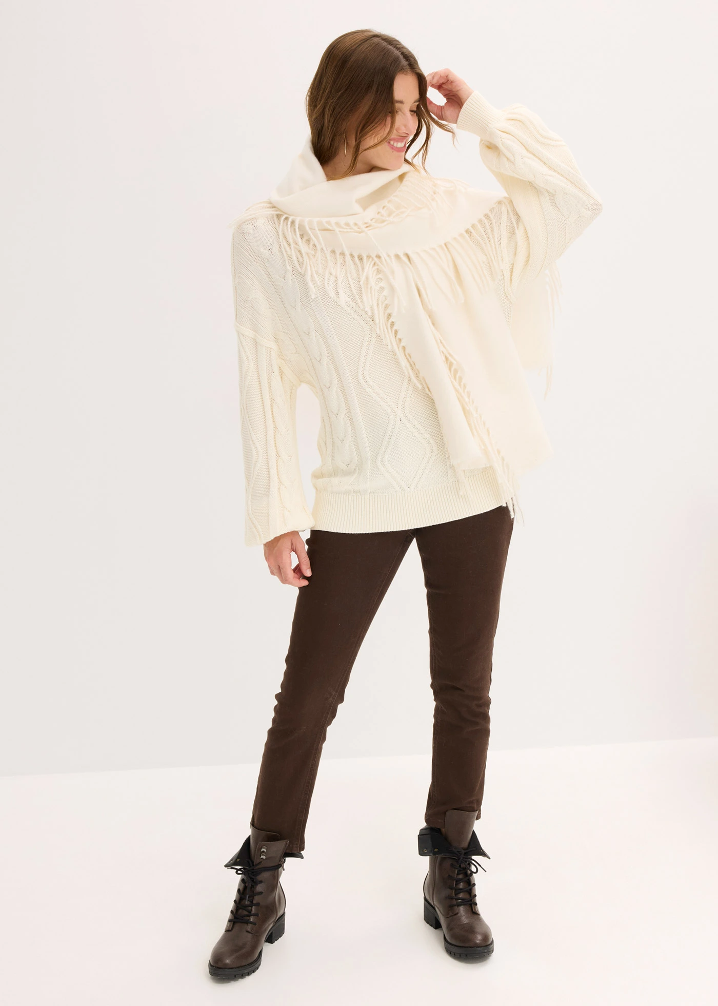 Oversize svetr s copánkovým vzorem • perlově bílá • bonprix obchod