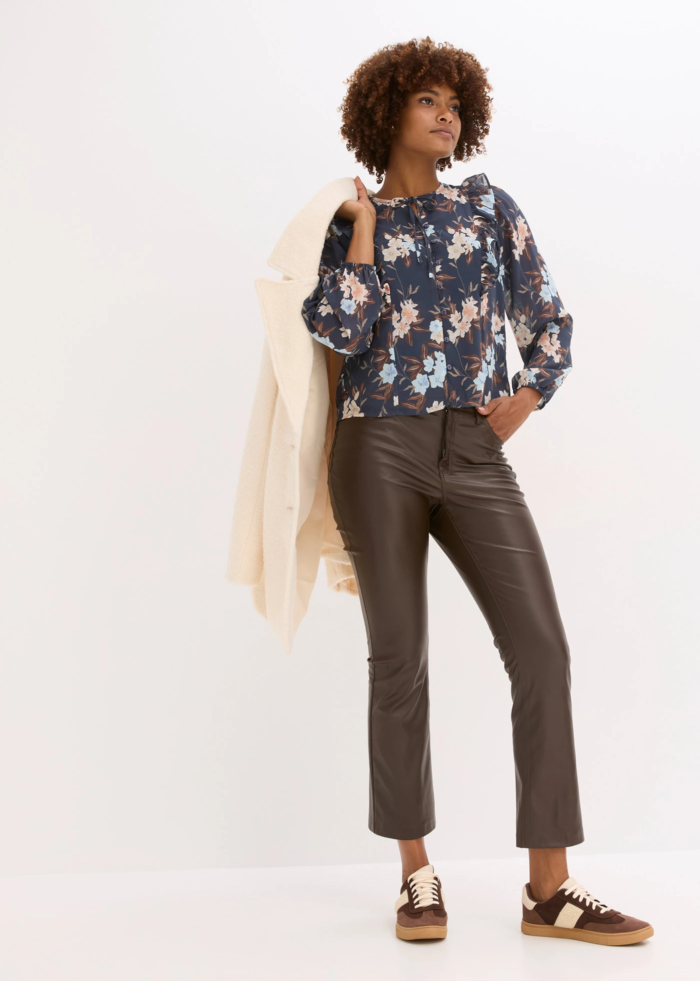 Chemisier en mousseline • bleu nuit-bleu glacier floral • Boutique bonprix