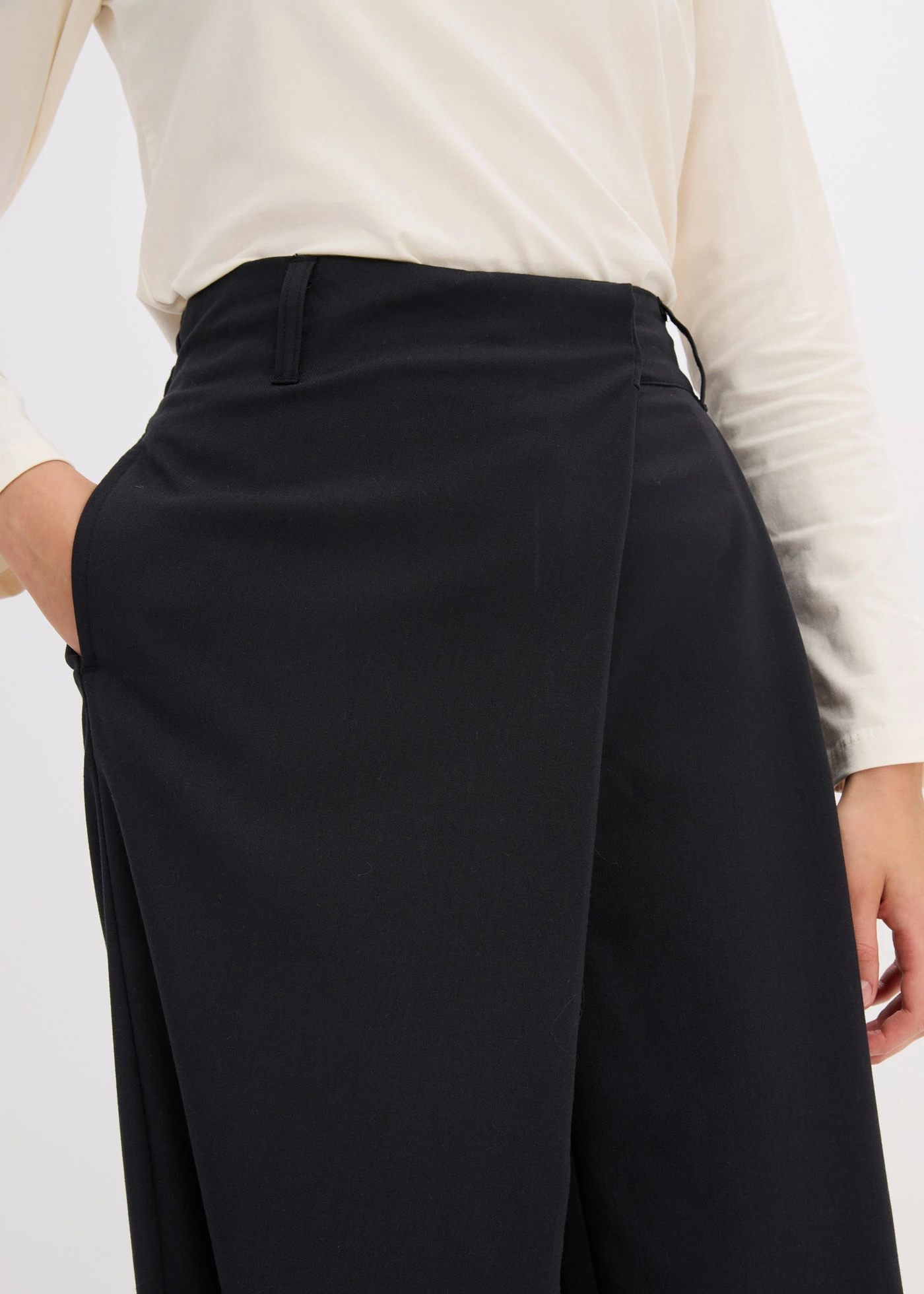 Kalhoty Marlene ze splývavé viskózové směsi • černá • bonprix obchod