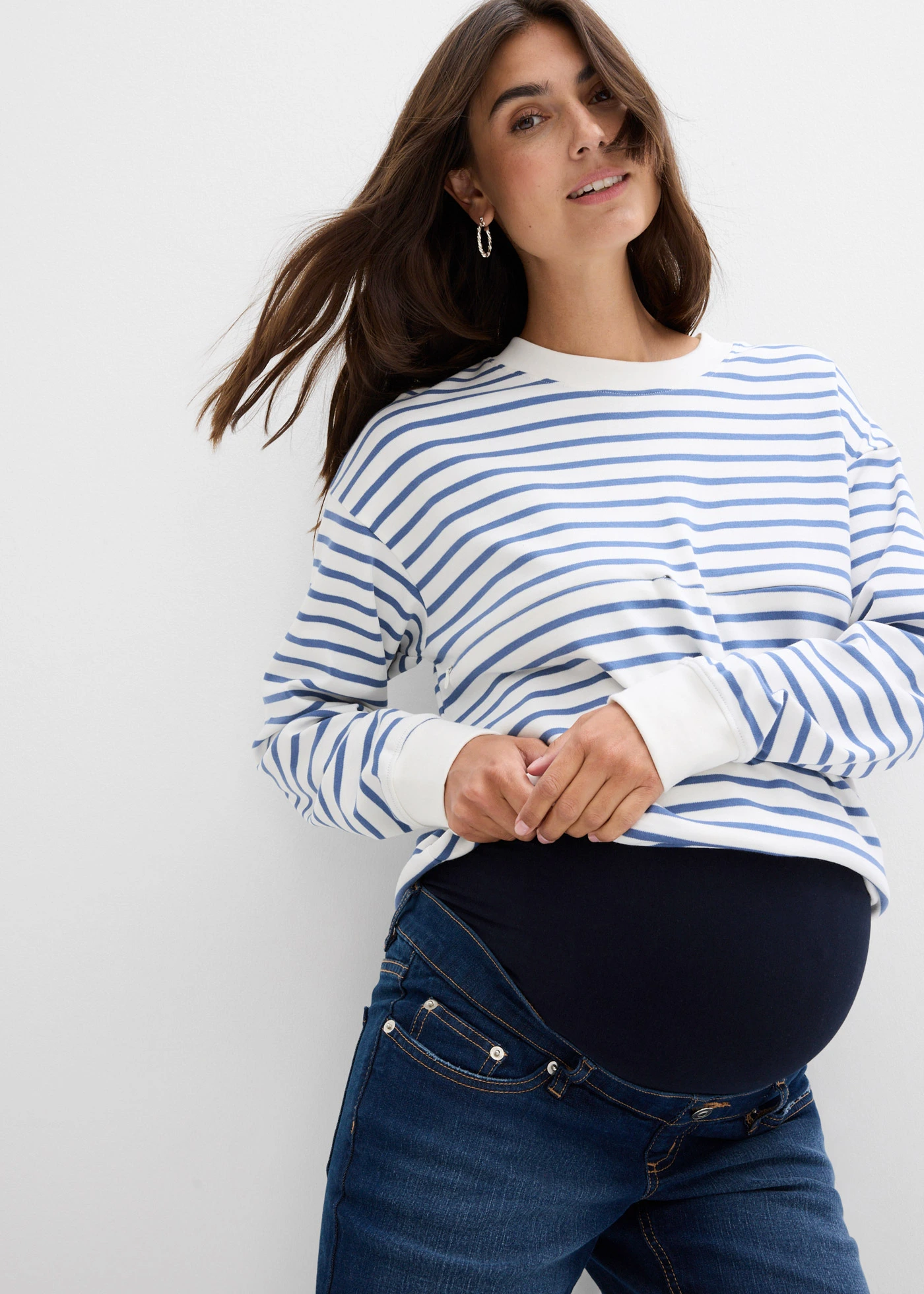 Jean de grossesse, coupe bootcut • bleu foncé denim • Boutique bonprix