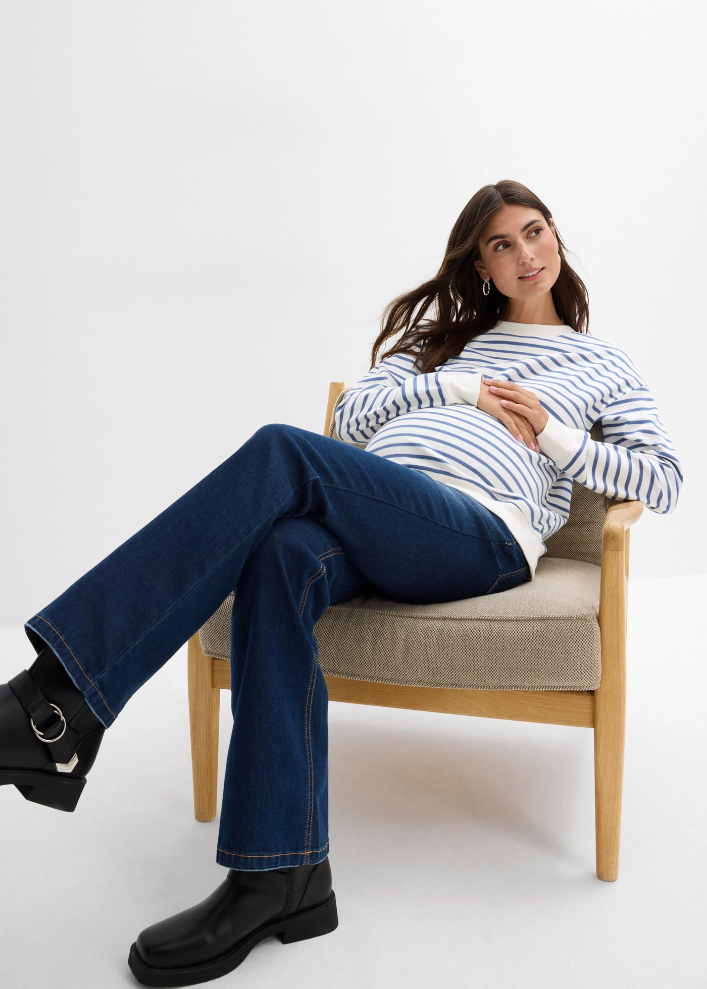 Jean de grossesse, coupe bootcut • bleu foncé denim • Boutique bonprix