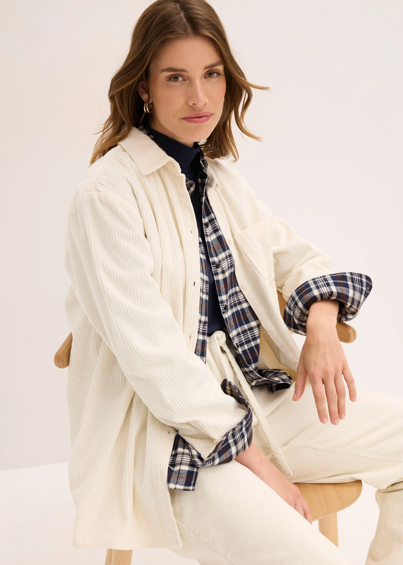 Manšestrová košile z bavlny • perlově bílá • bonprix obchod