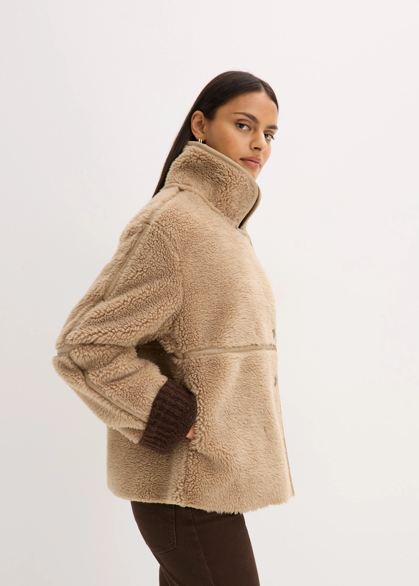 Bunda Teddy • svetlá khaki • obchod bonprix