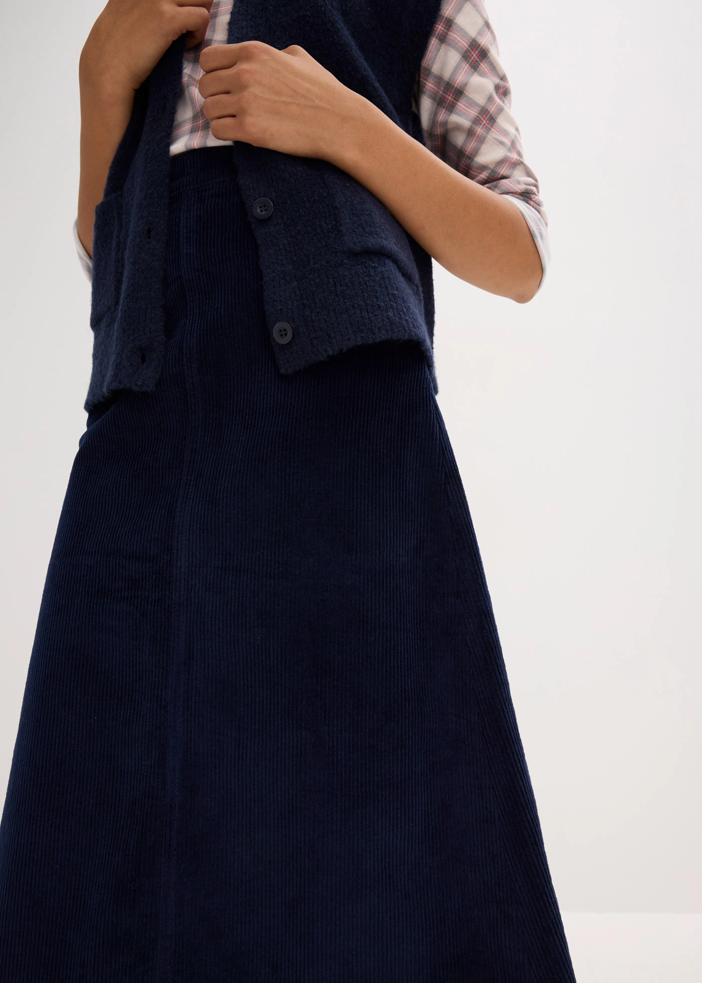 Corduroy midirok • inktblauw • bonprix online shop