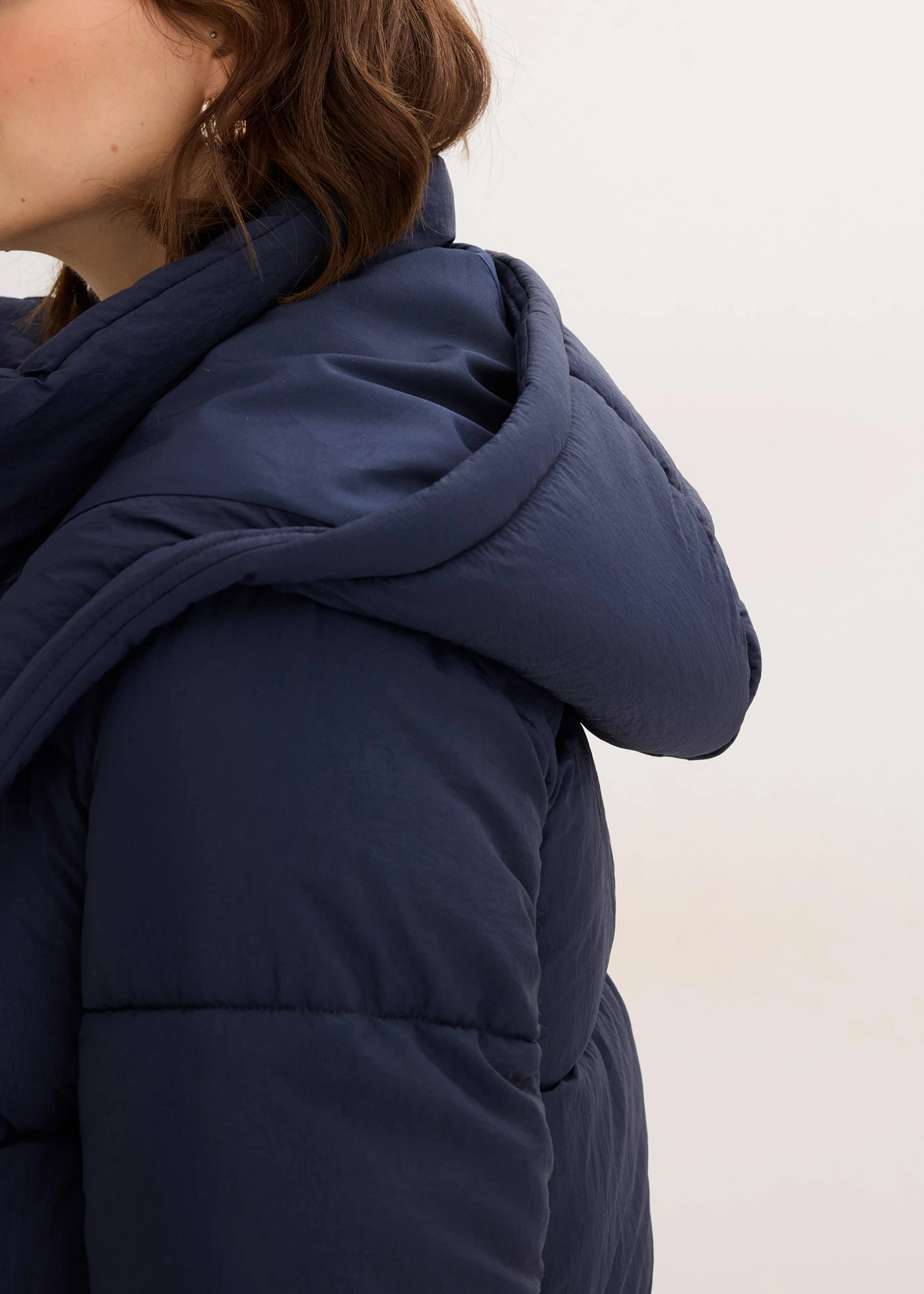 Voděodolný prošívaný kabát • inkoustově modrá • bonprix obchod