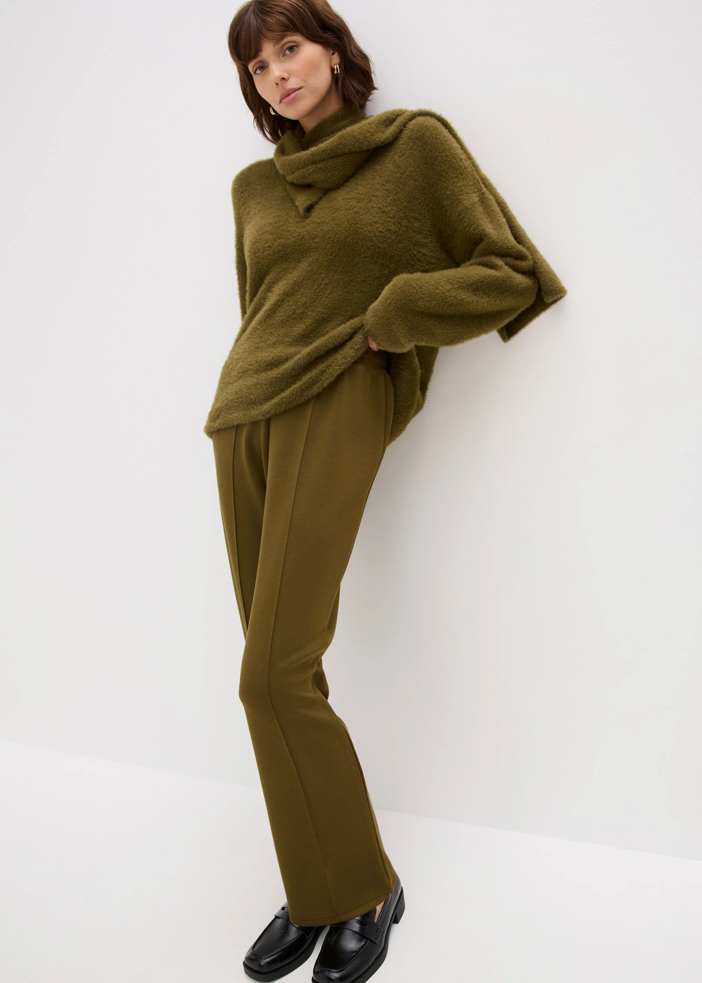 Pantalon sweat doux • olive • Boutique bonprix