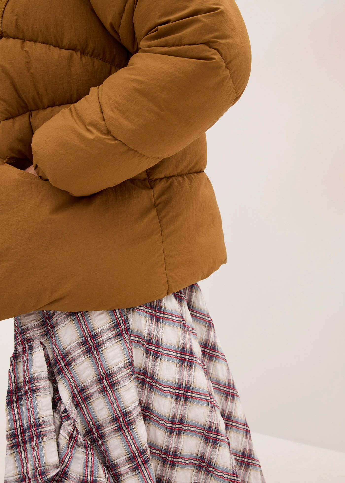 Vízlepergető steppelt dzseki • konyakbarna • bonprix áruház