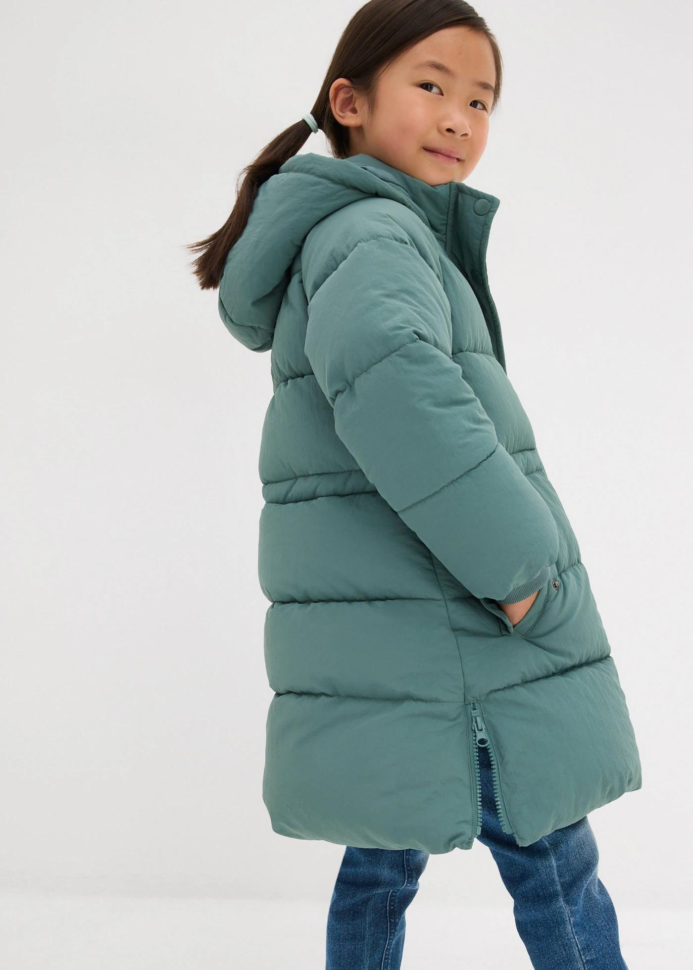 Doudoune à doublure chaude et détails réfléchissants • gris vert • Boutique bonprix