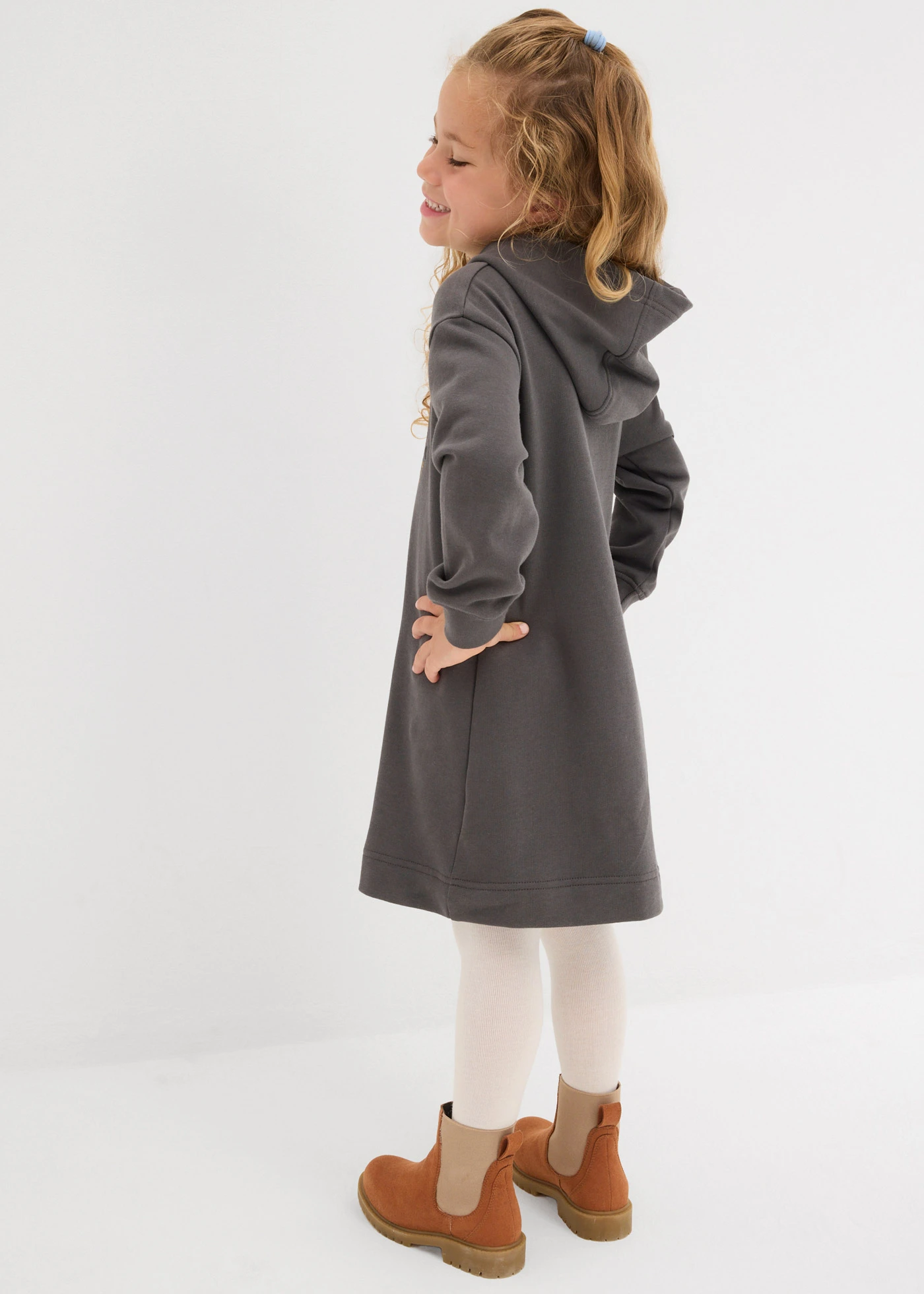 Šaty z teplákoviny z čisté organické bavlny • antracitová s potiskem • bonprix obchod