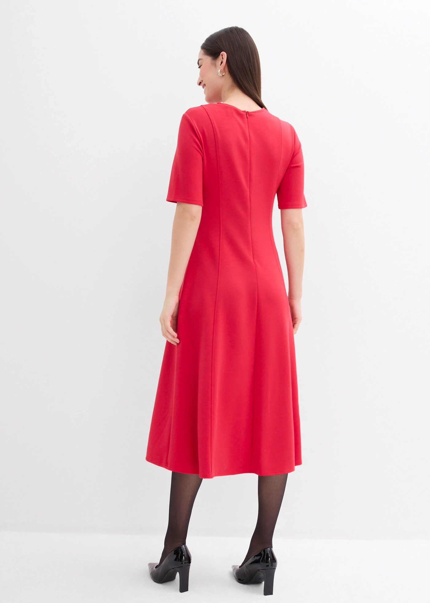 Džersejové midi šaty z padavej viskózy • červená • obchod bonprix