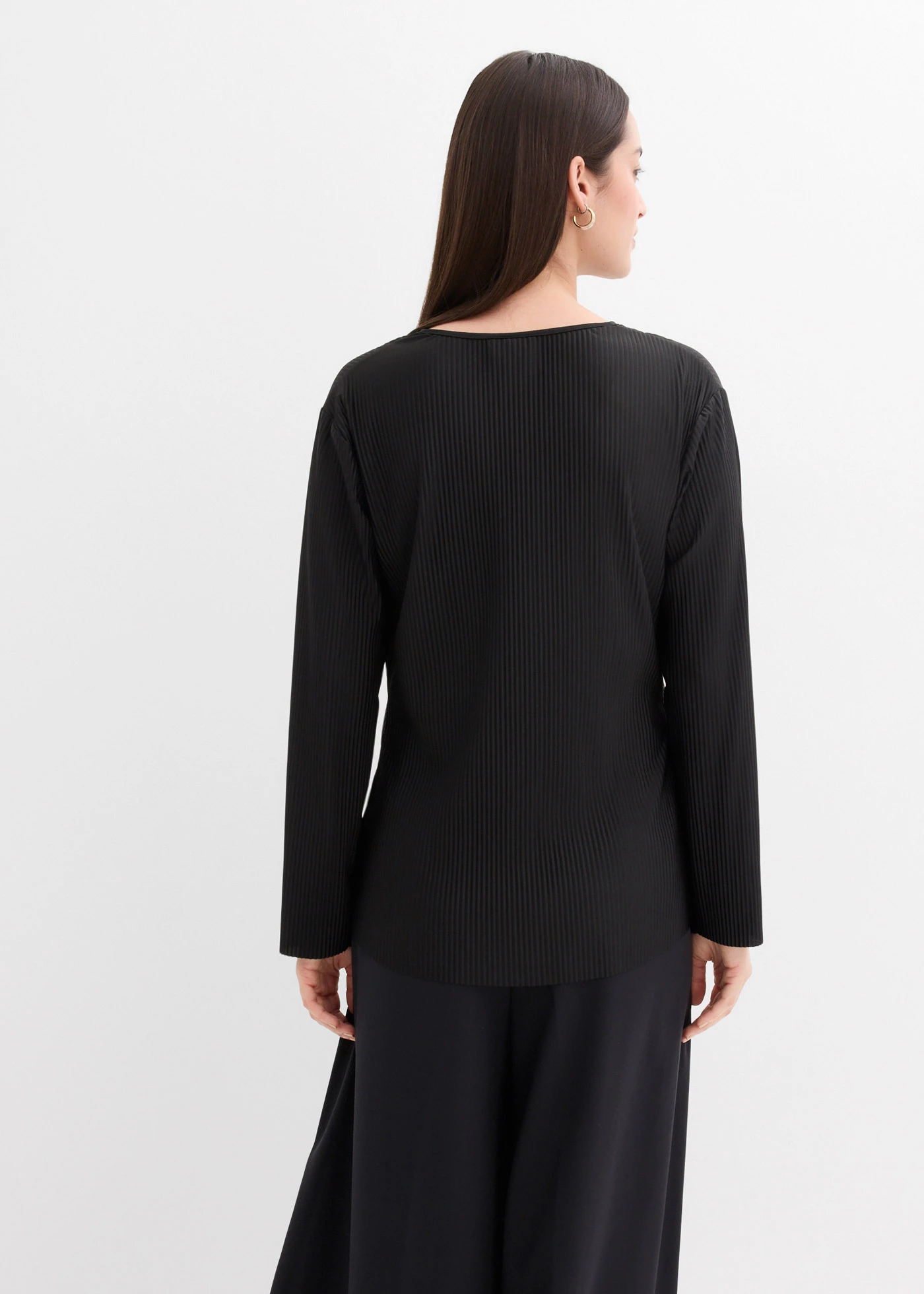 Bluză plisată • negru • magazin bonprix