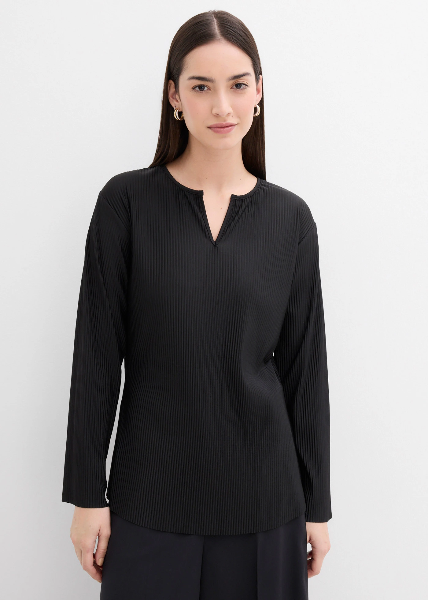 Bluză plisată • negru • magazin bonprix