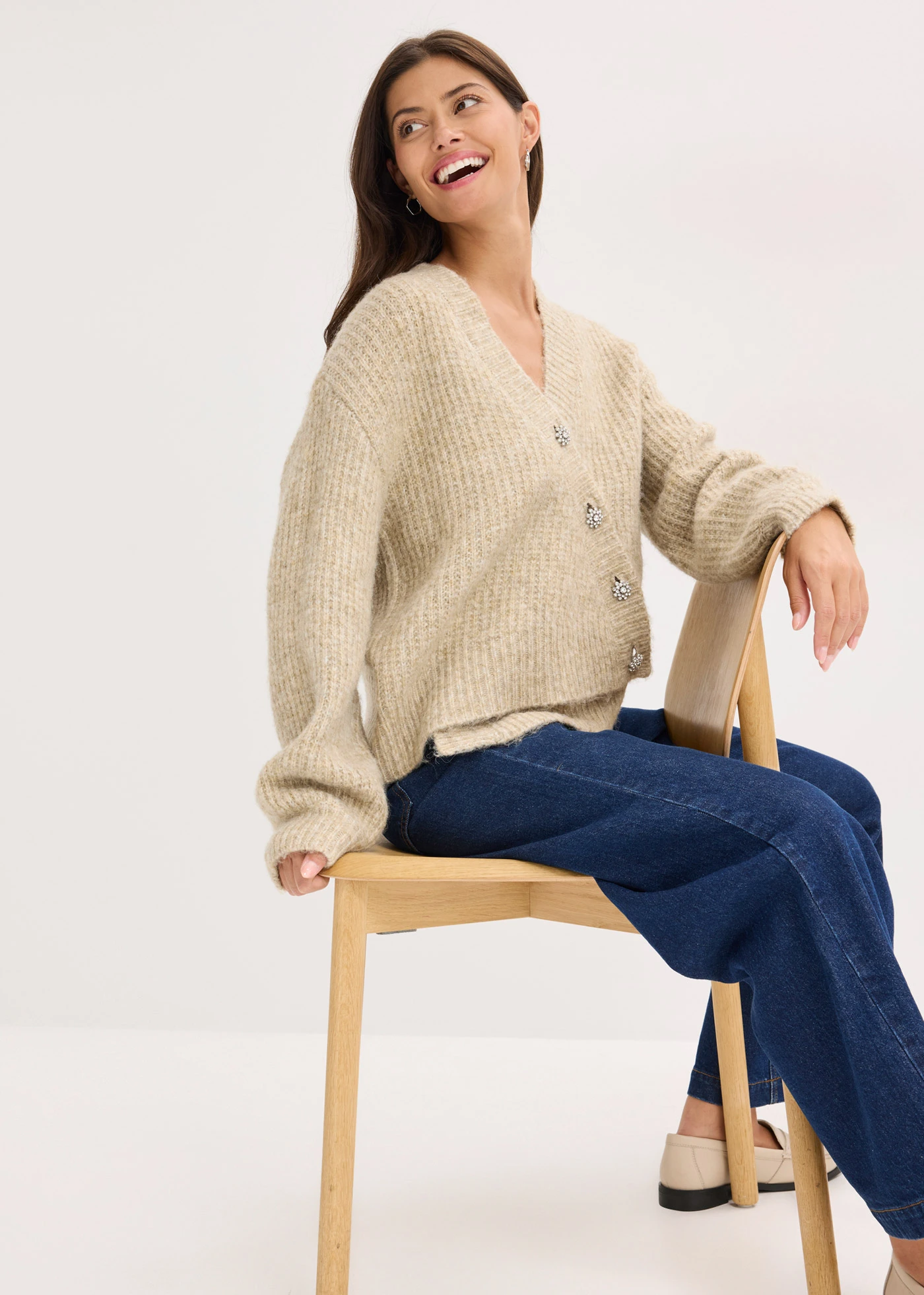 Gilet doux en grosse maille de laine mélangée • sable chiné • Boutique bonprix