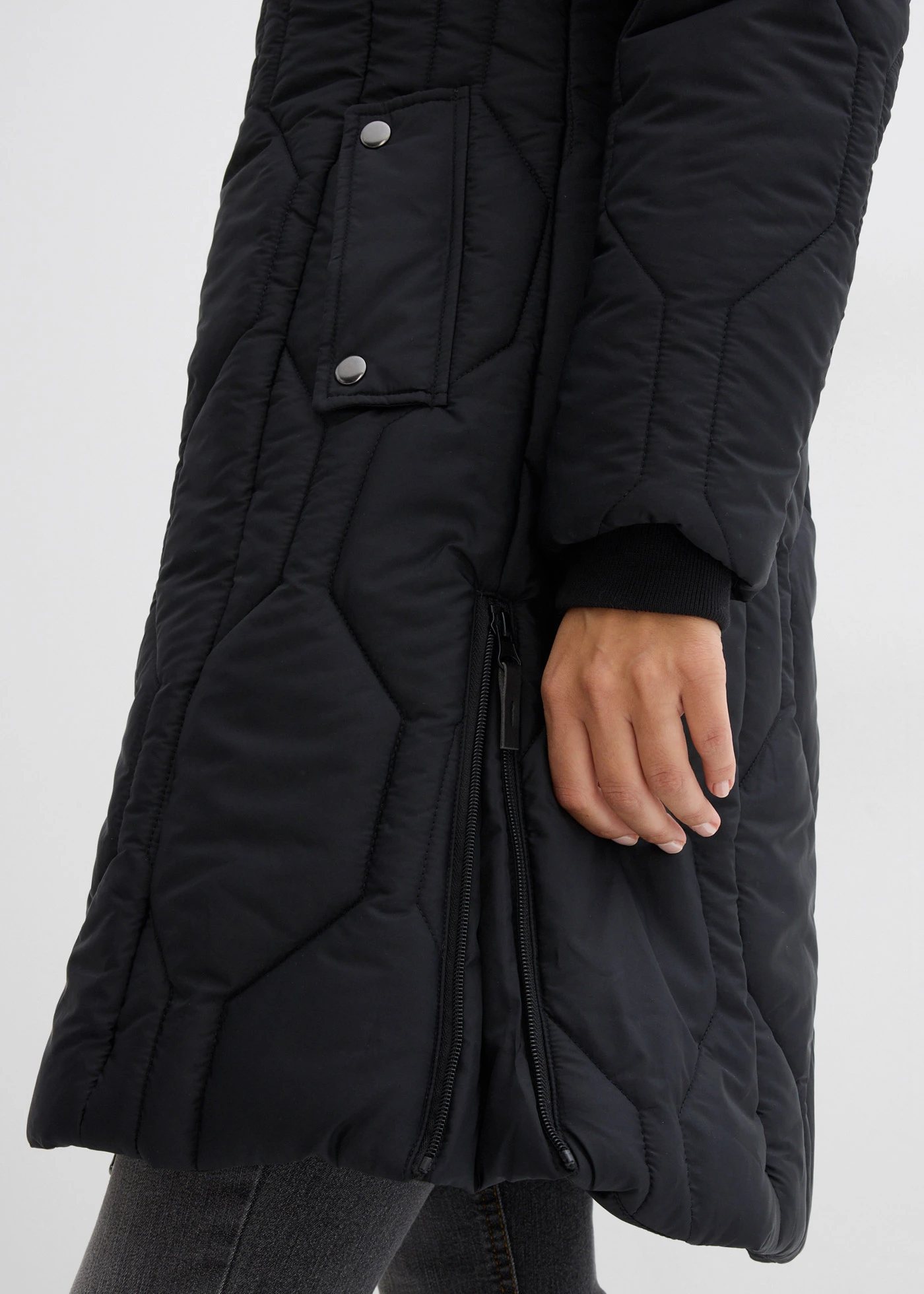 Manteau court avec surpiqûres diamant et zips latéraux • noir • Boutique bonprix