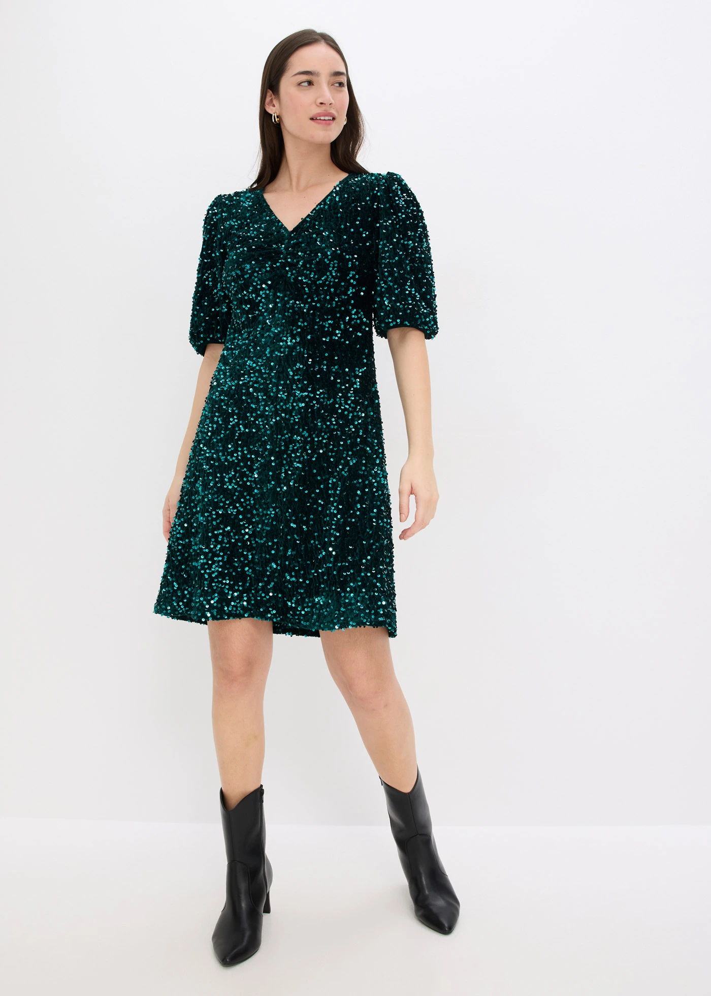 Robe à sequins • vert foncé • Boutique bonprix