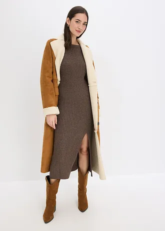 Pletené šaty s rozparkem • hliněná hnědá • bonprix obchod