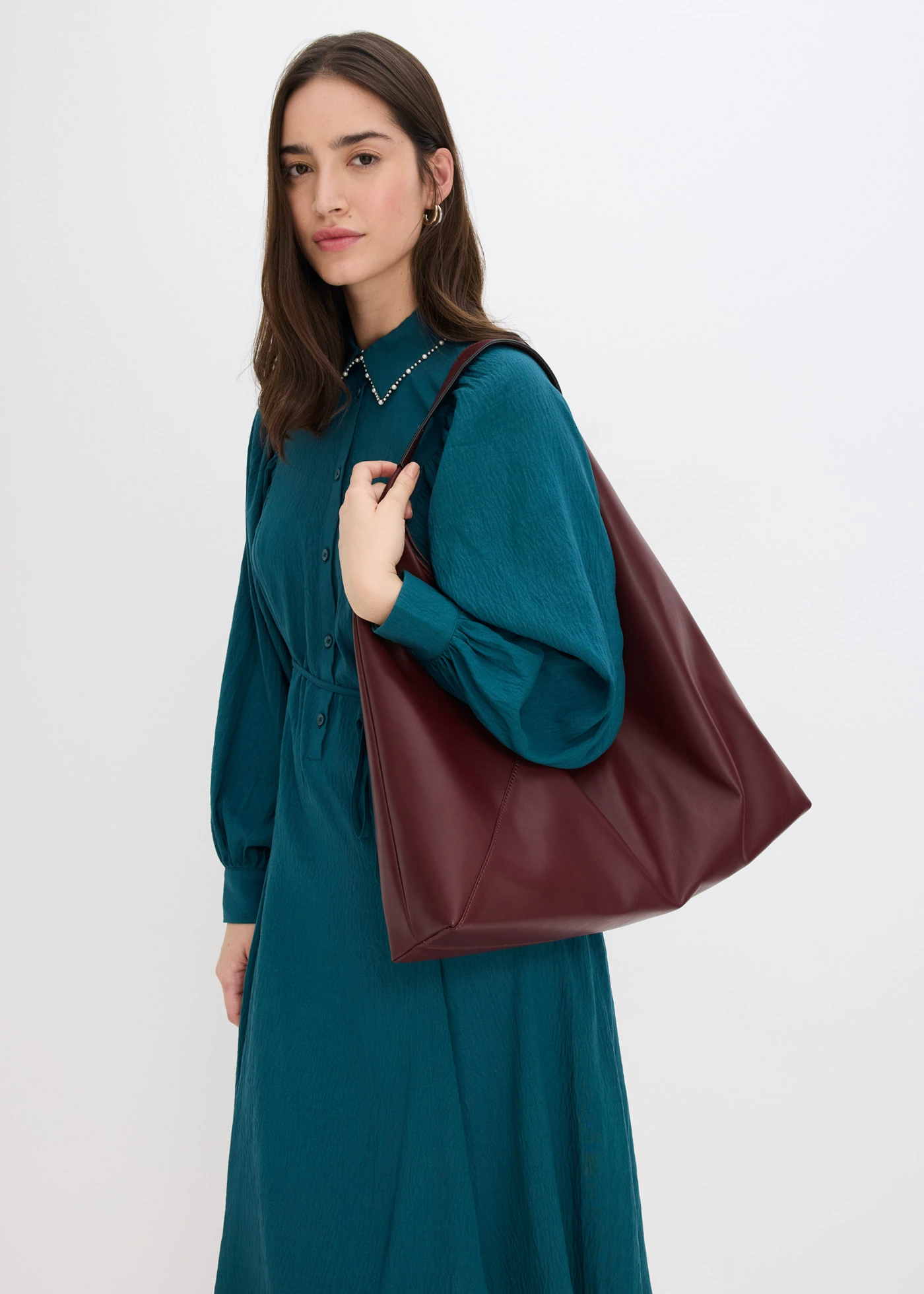 Midi-jurk met parelapplicatie • donkerpetrol • bonprix online shop