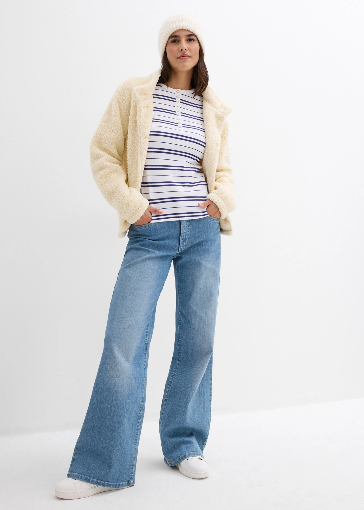 T-shirt manches longues en coton côtelé extensible • blanc uni + blanc-bleu violet rayé • Boutique bonprix