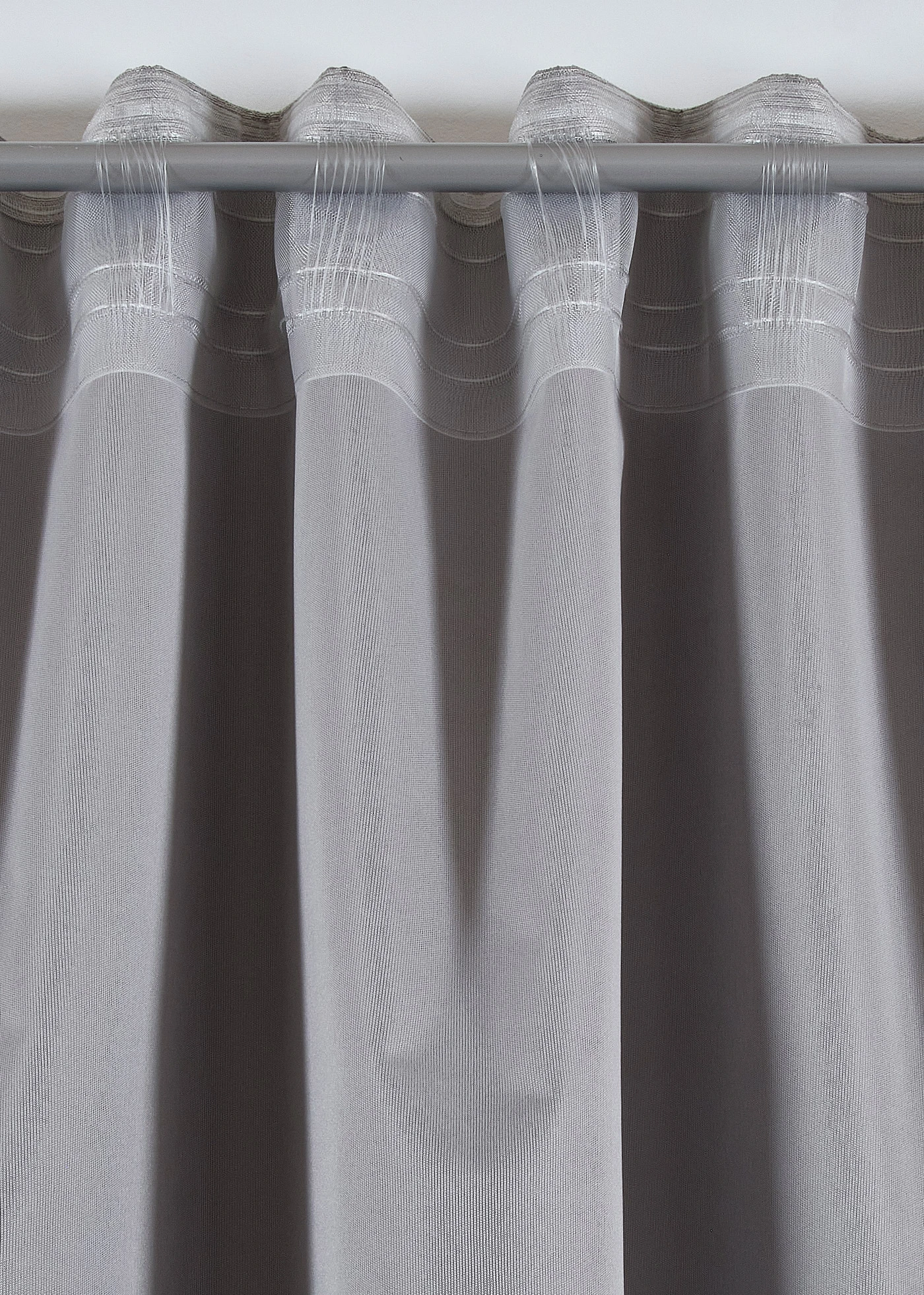 Rideau obscurcissant soyeux (1 pce) • gris • Boutique bonprix