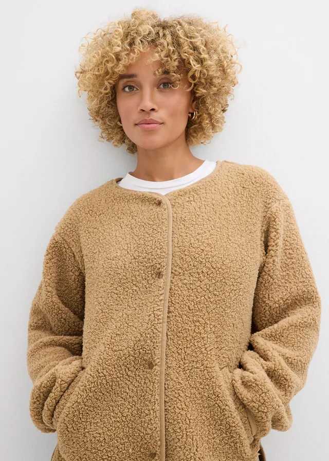 Veste en sherpa • kaki clair • product-page.page-title-suffix