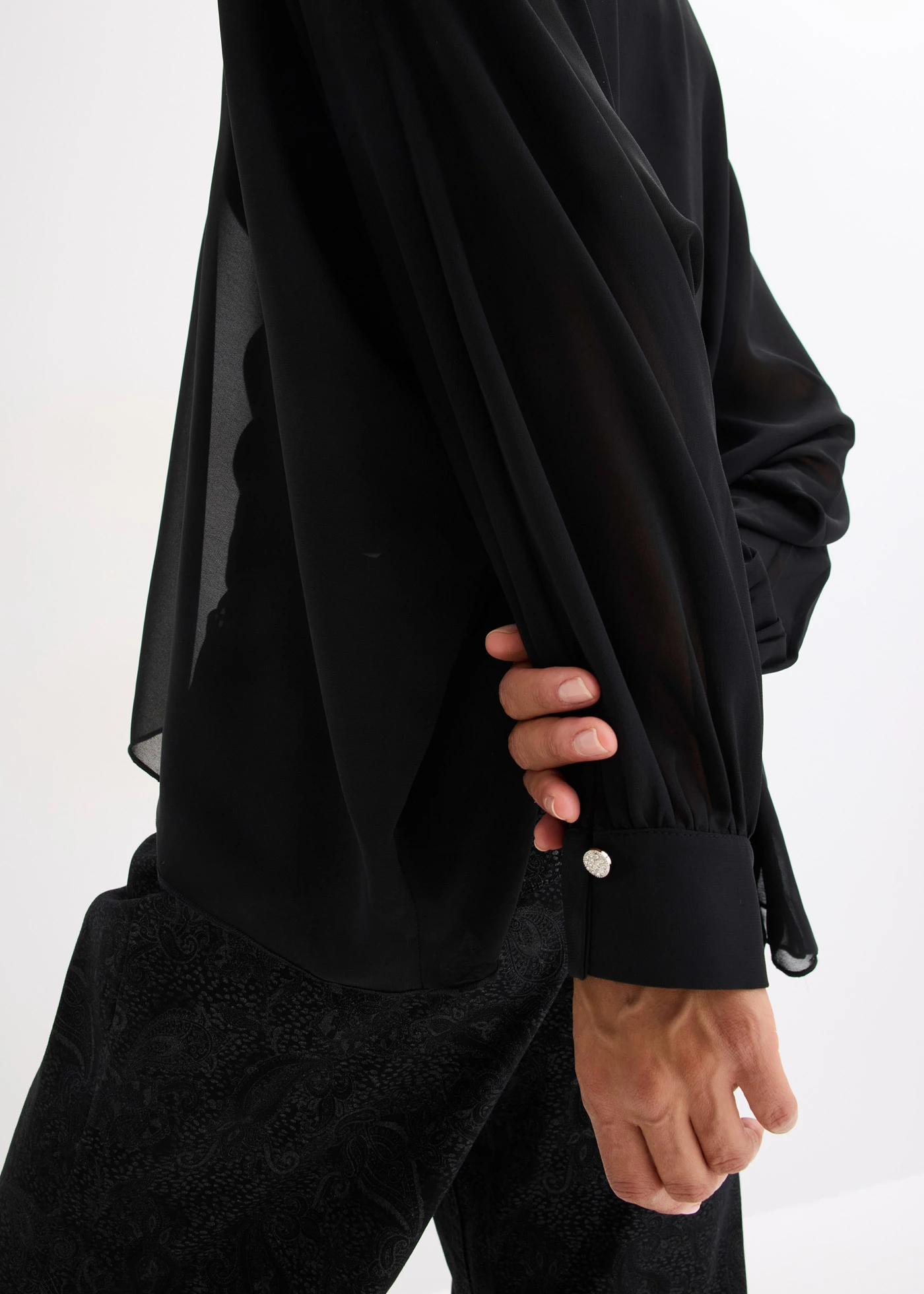 Šifónová tunika • černá • bonprix obchod