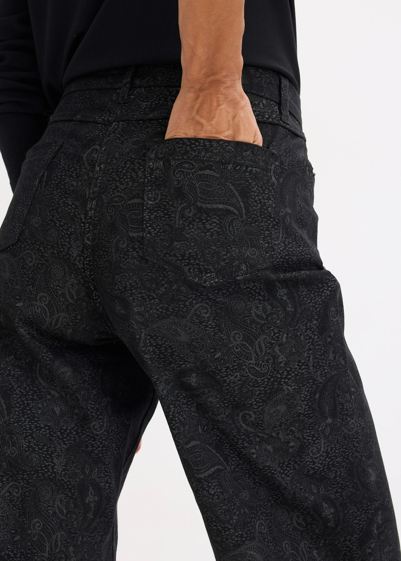 Pantaloni Wide Leg, din amestec elastic cu bumbac • negru-gri fumuriu paisley • magazin bonprix