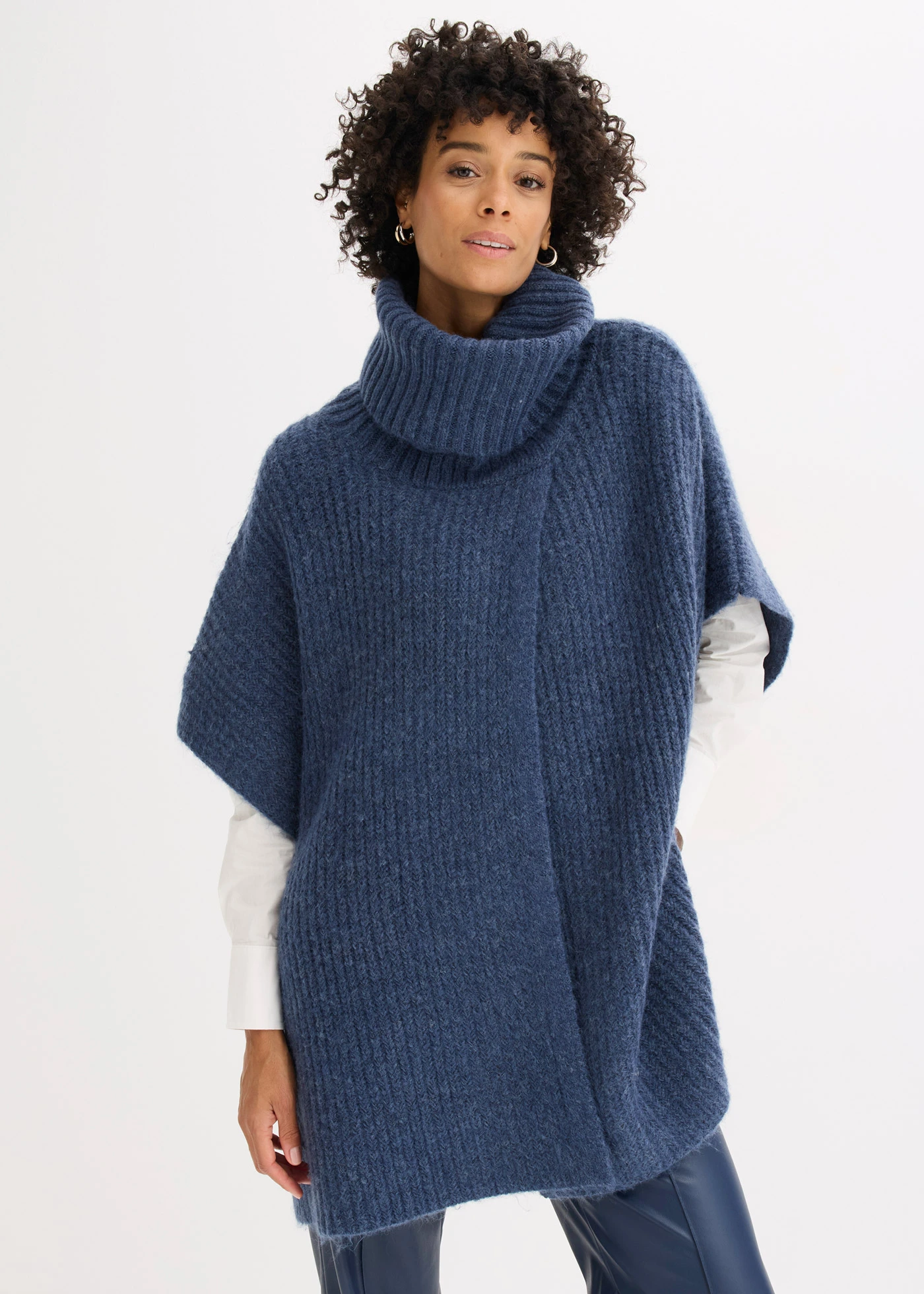 Pull poncho en laine mélangée • indigo • Boutique bonprix