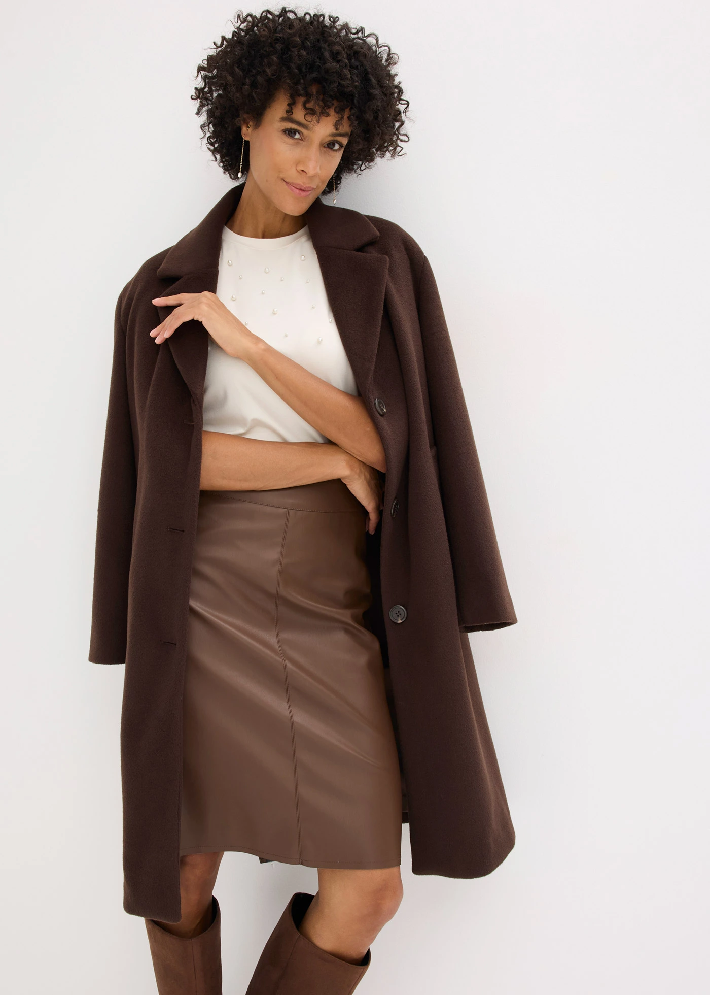 Műbőr ceruzaszoknya • barna • bonprix áruház