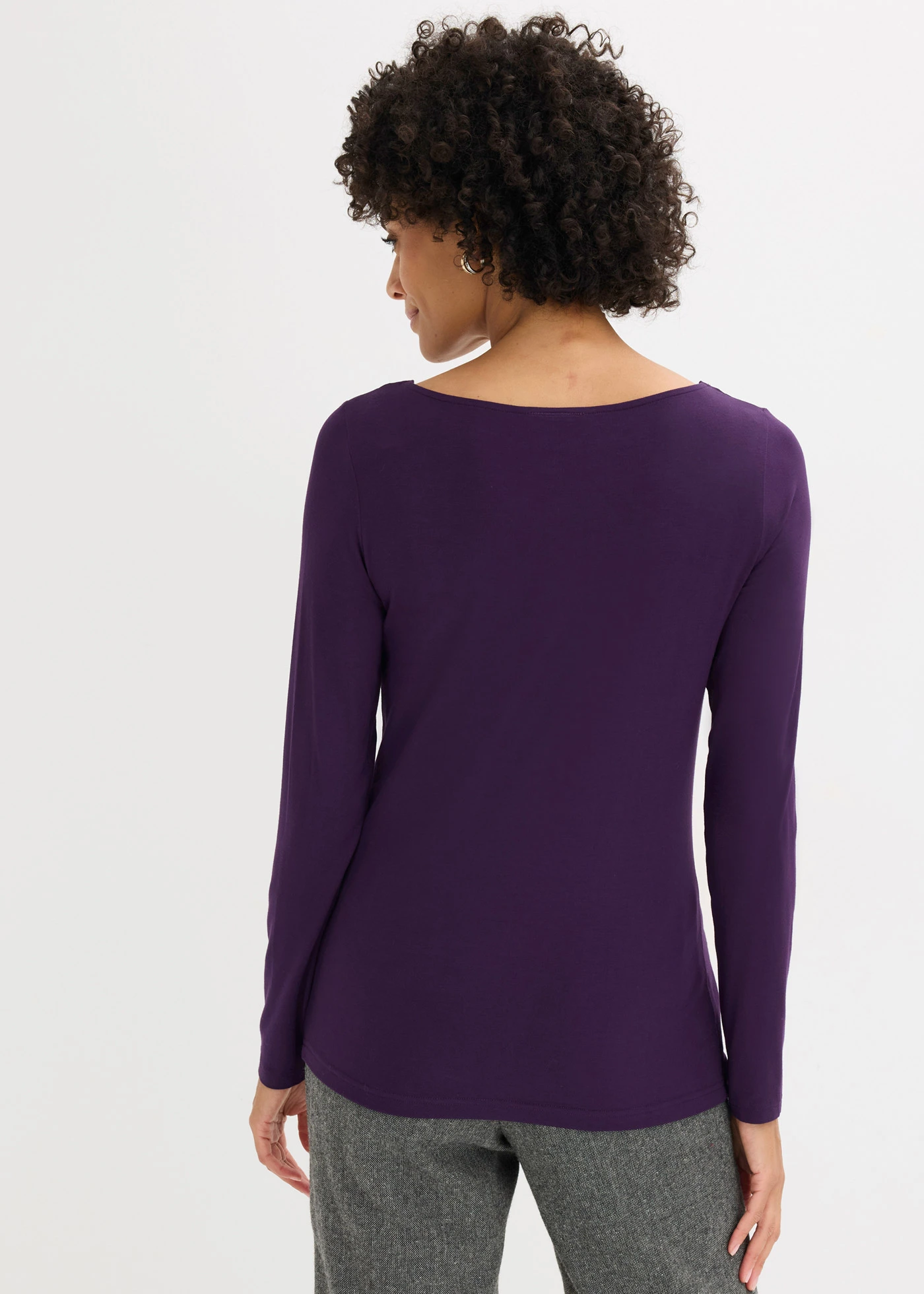 Tričko se síťovanou vsadkou a třpytivými kamínky • tmavě fialová • bonprix obchod