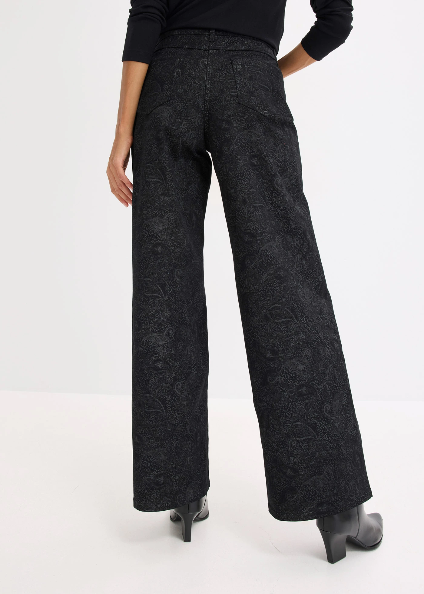 Pantalon large en coton extensible • noir-gris fumé paisley • Boutique bonprix