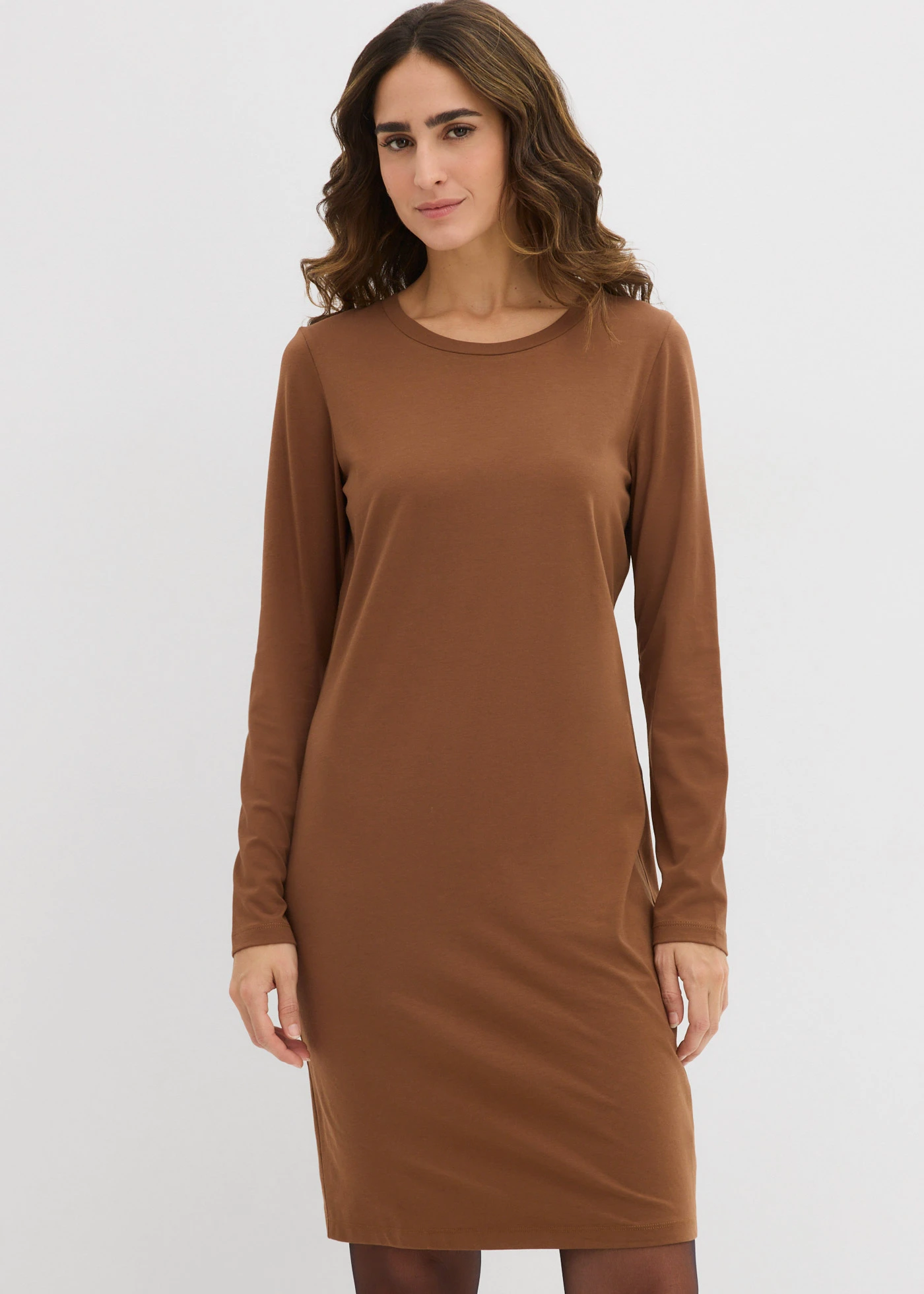 Rochie din jerse care urmărește linia corpului (set/2 buc.) • maro-piment/roșu vineriu • magazin bonprix