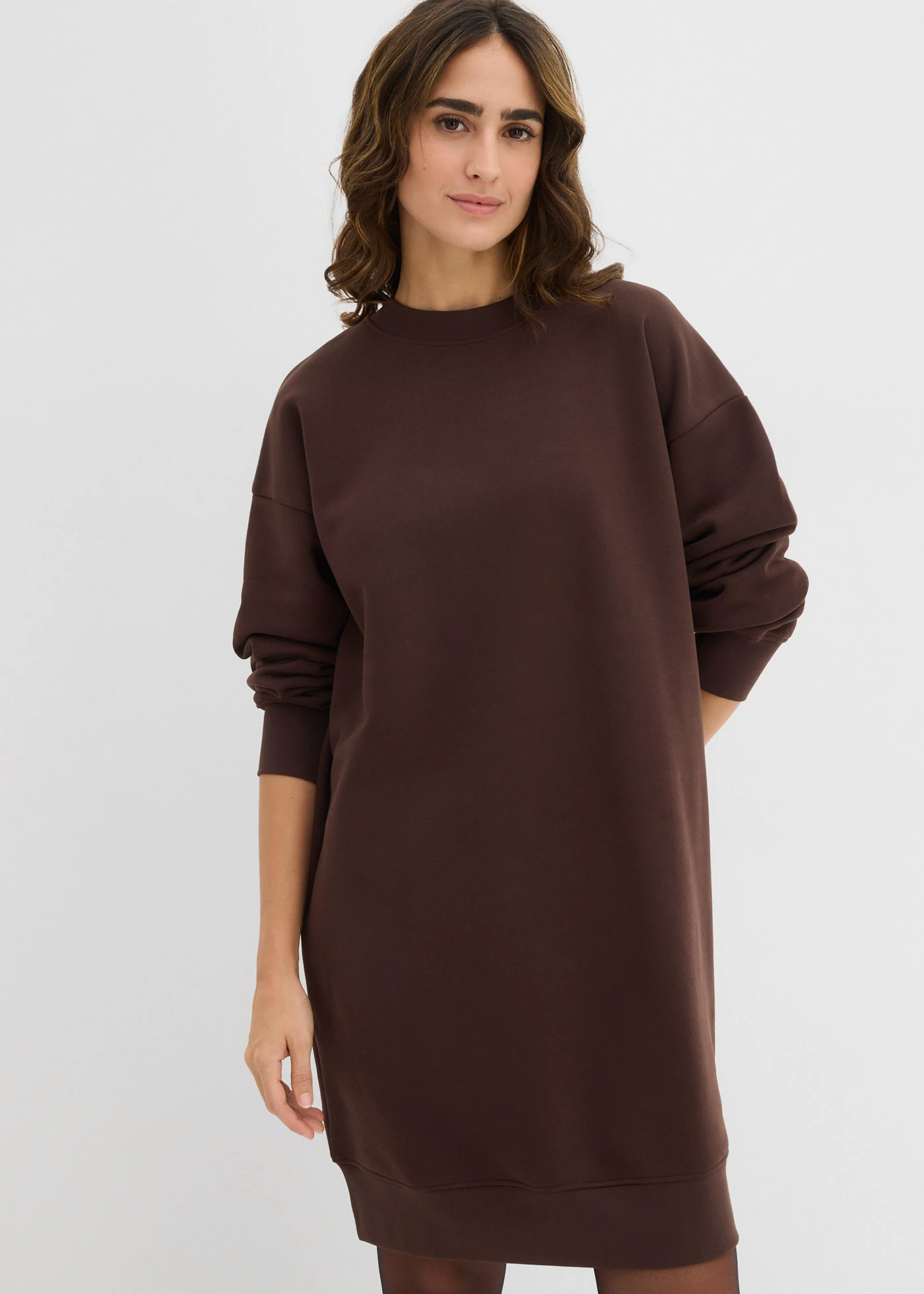 Oversize šaty z teplákoviny • tmavě hnědá • bonprix obchod