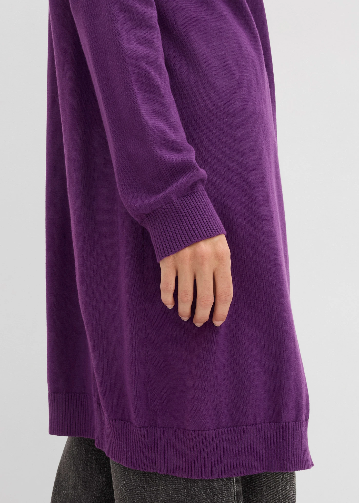 Dlouhý pletený kabátek se srolovanými okraji • sytě fialková • bonprix obchod