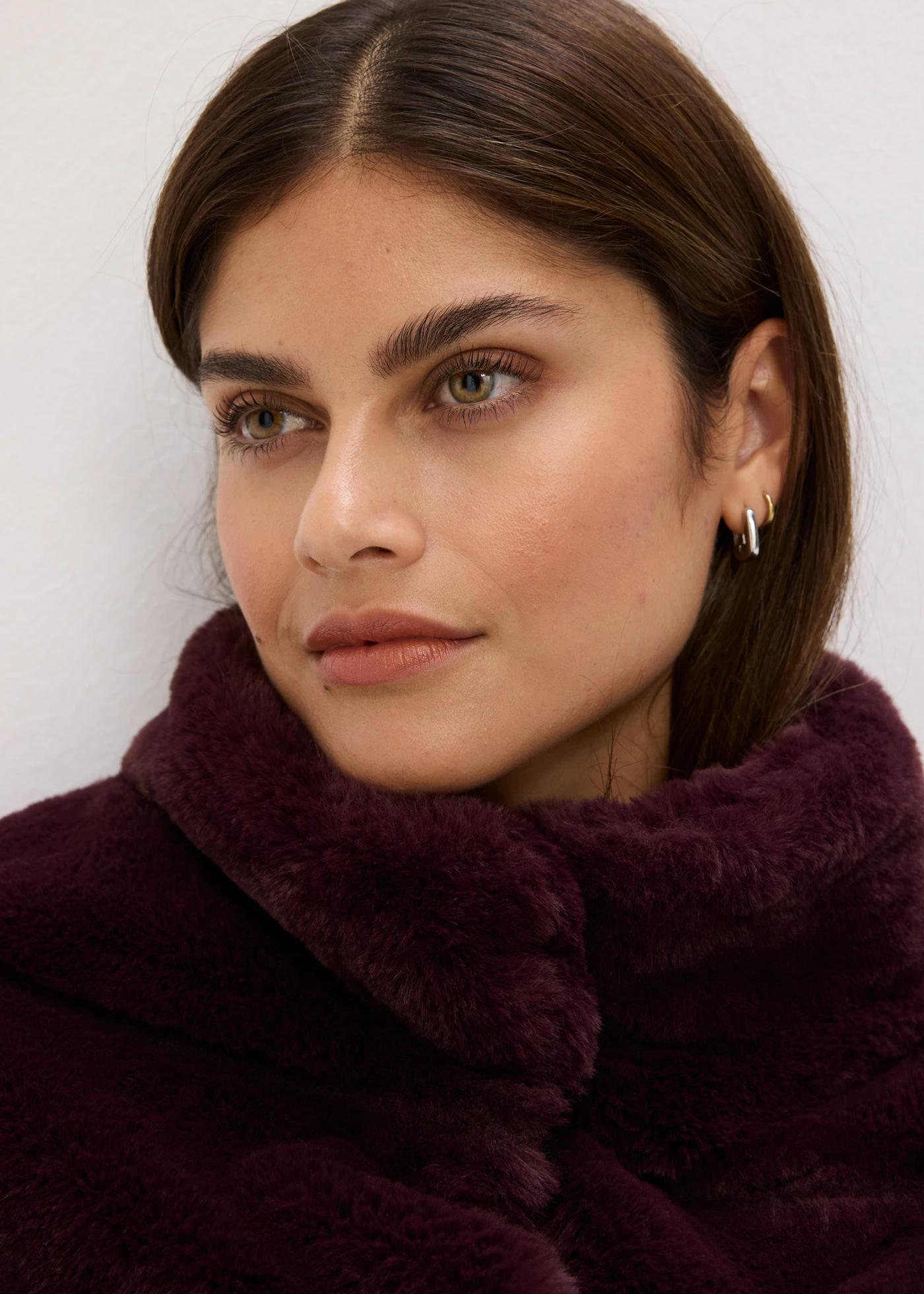 Kabát z umělé kožešiny • vínová • bonprix obchod