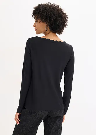 Bluză tricot din Punto di Roma, cu margini ondulate • negru • magazin bonprix