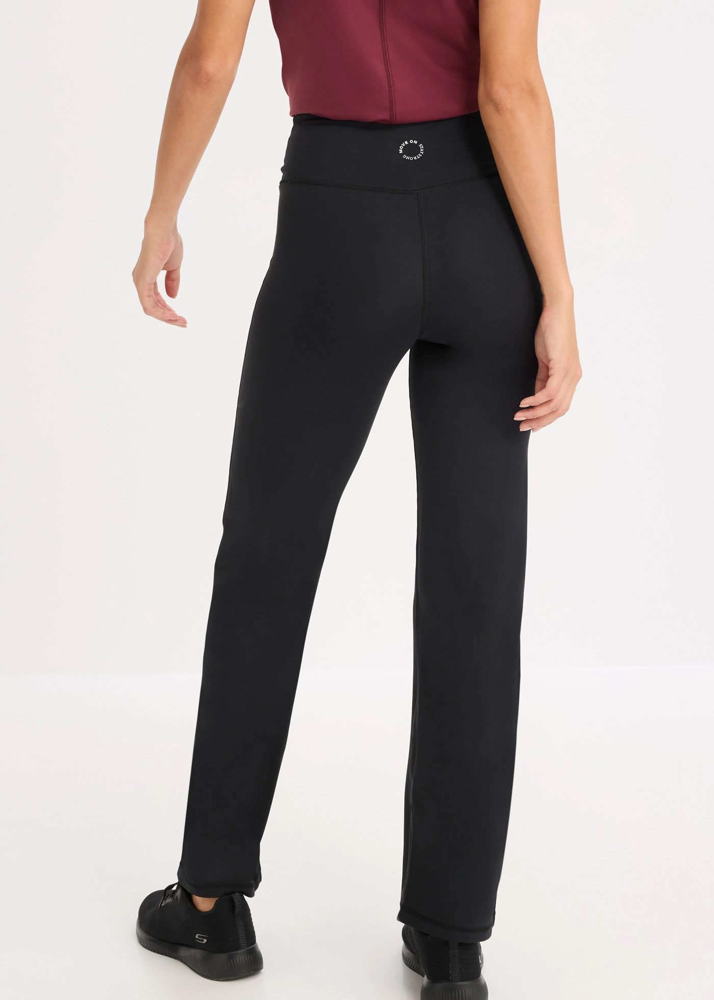 Pantalon de sport doux et thermique, jambe droite • noir • Boutique bonprix
