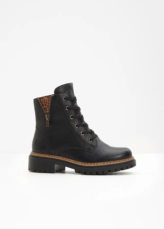 Gevoerde veterboots van Rieker