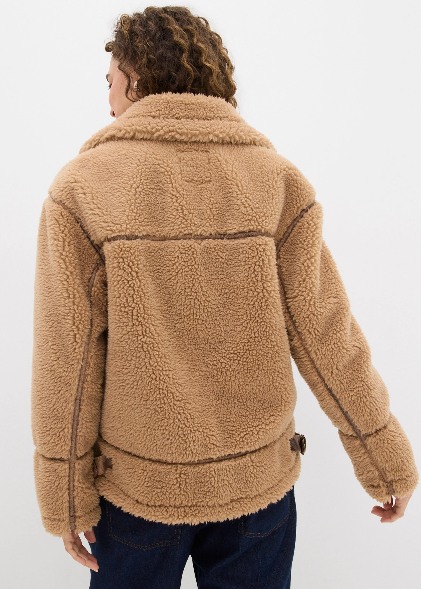 Veste en sherpa • camel • Boutique bonprix
