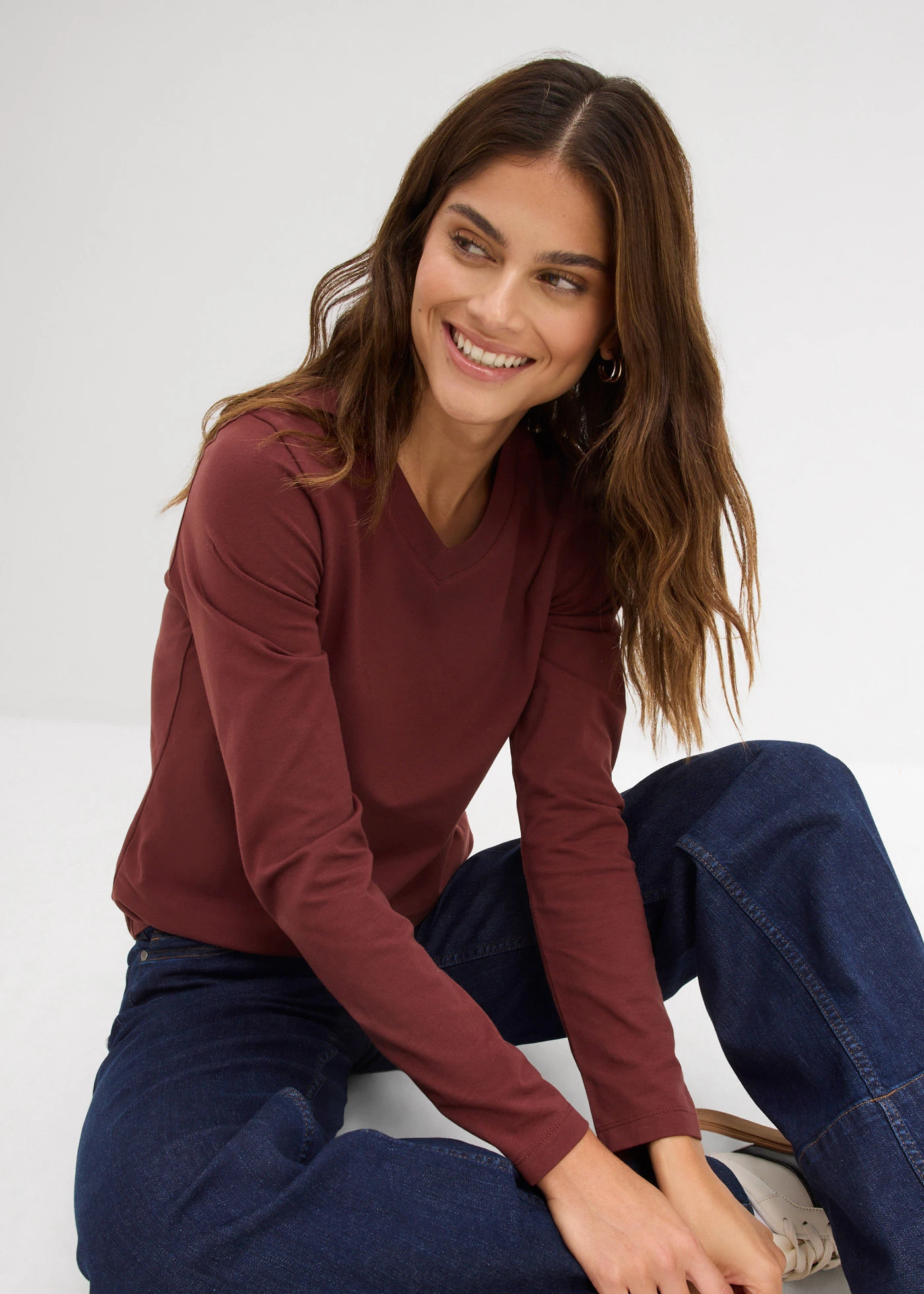 Bluză mulată cu mâneci lungi • maro cafeniu • magazin bonprix